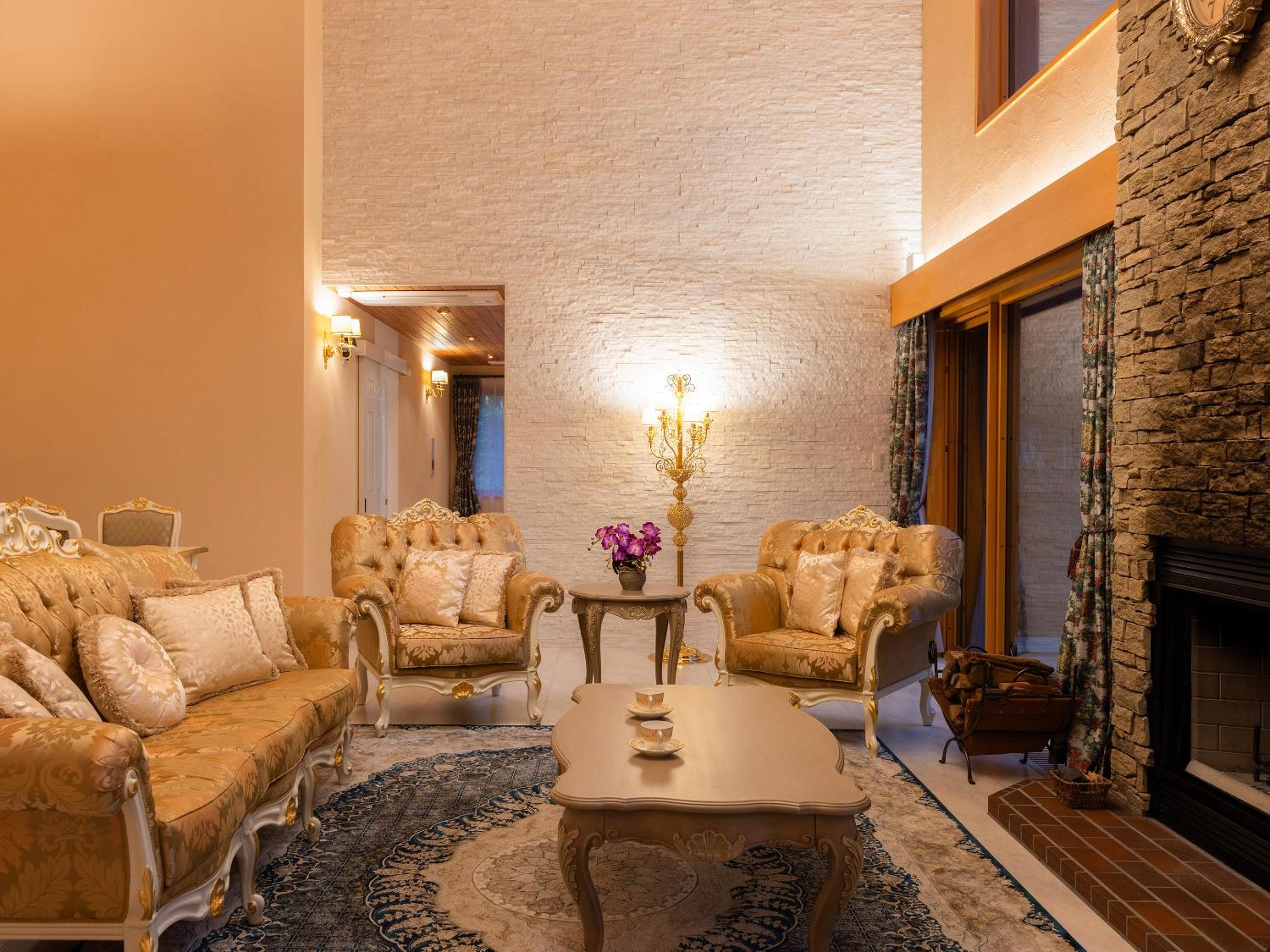 Queen Suite photo 2