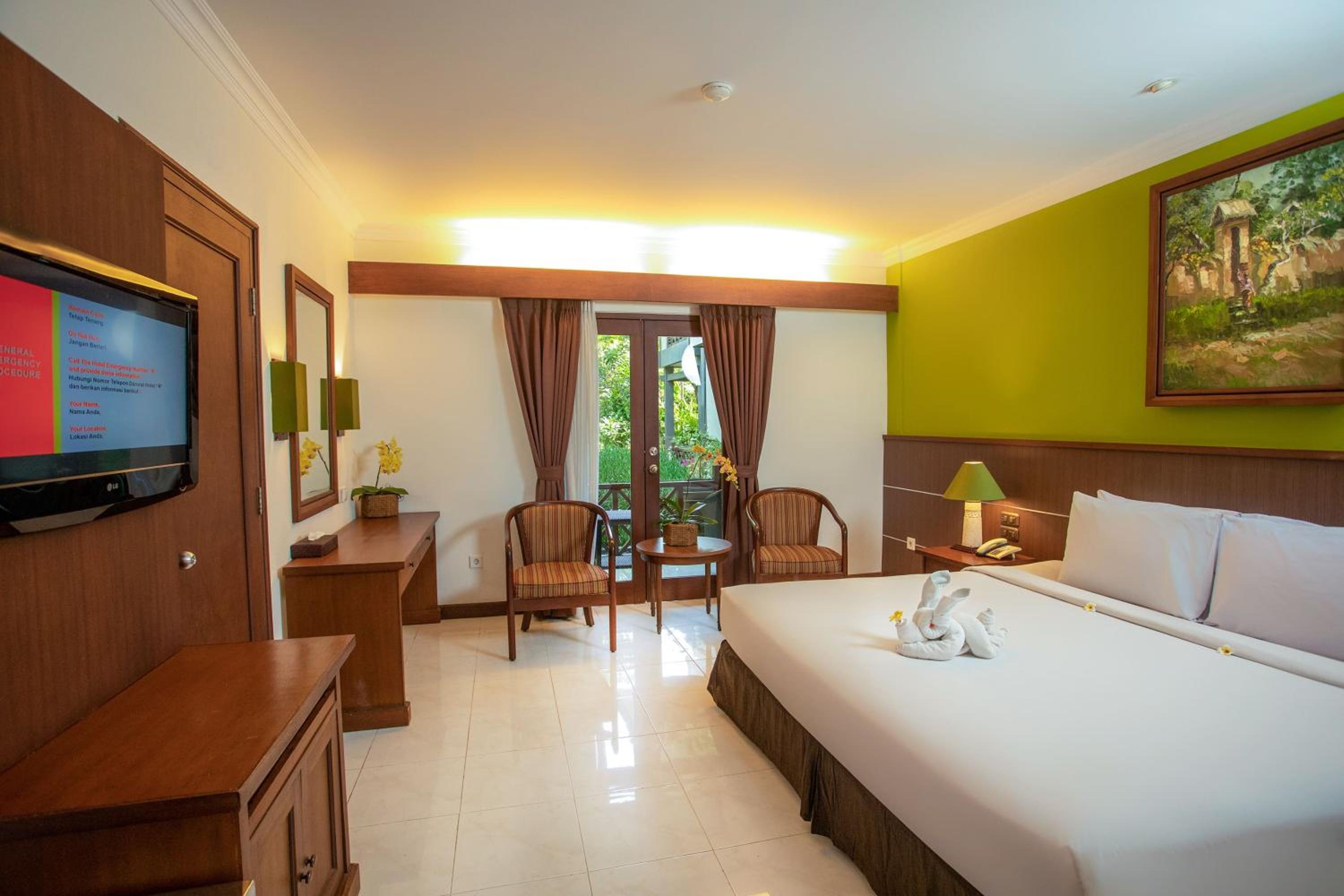 Deluxe Double or Twin Room with Balcony - Photo 1