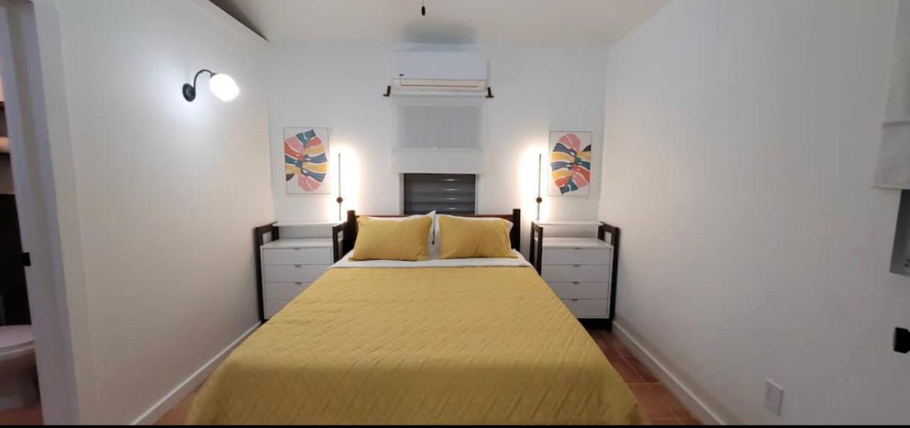 Queen Room with Balcony photo 3