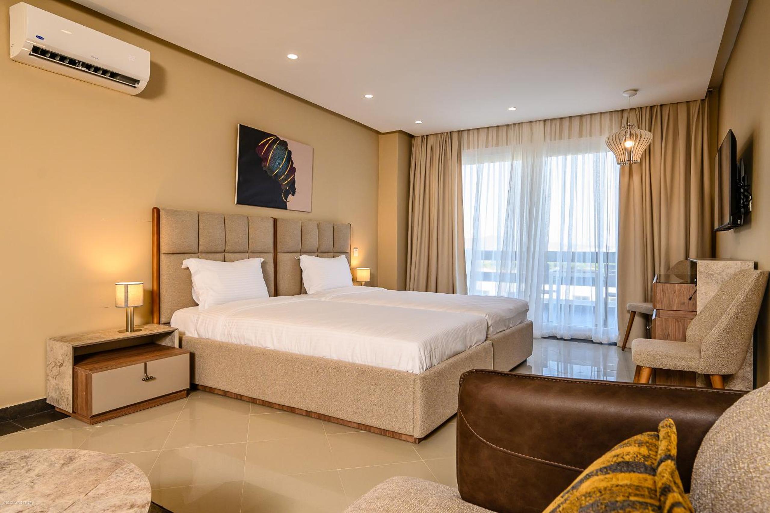Standard Double Suite - Photo 6
