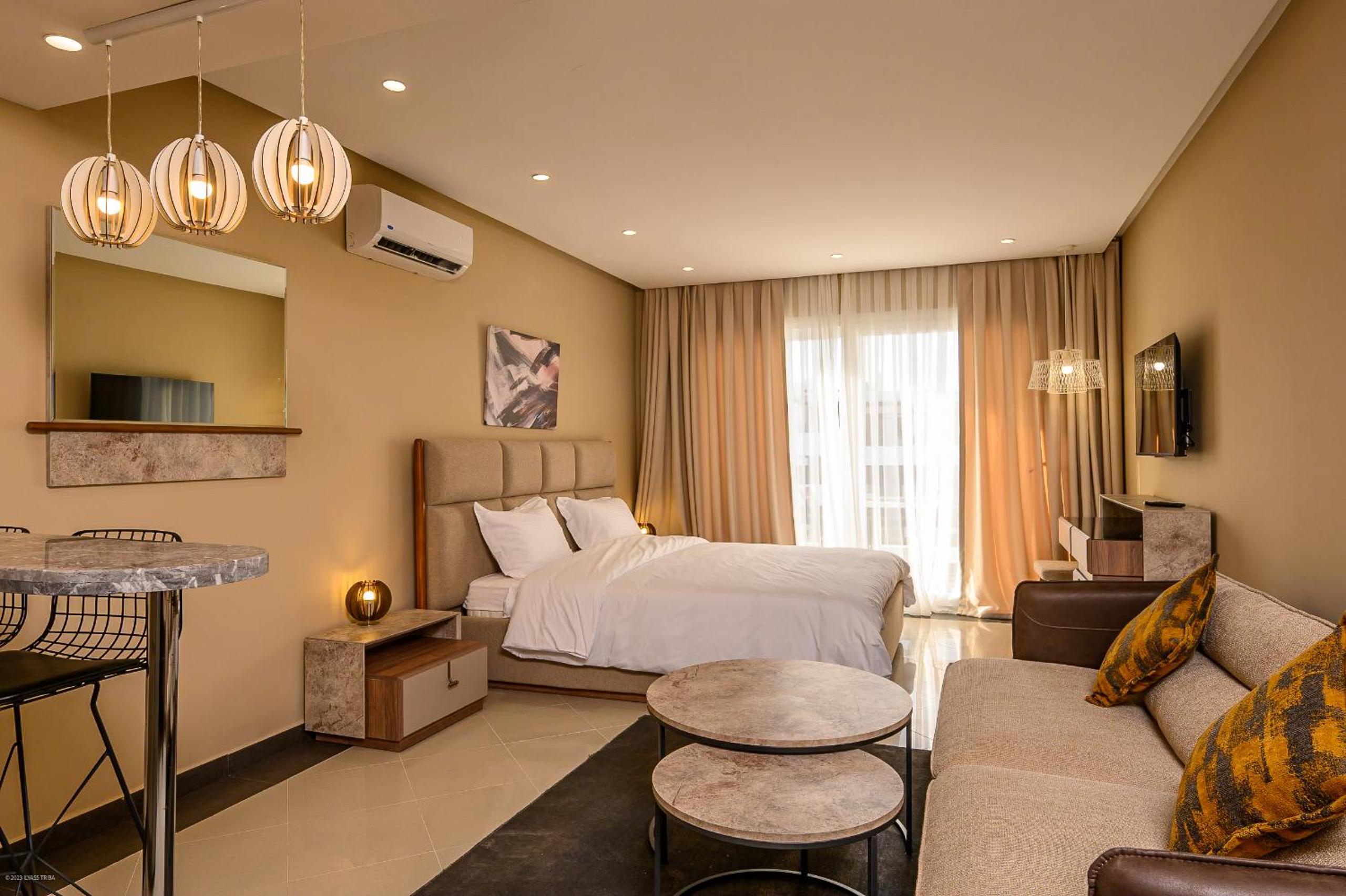Standard Double Suite - Photo 15