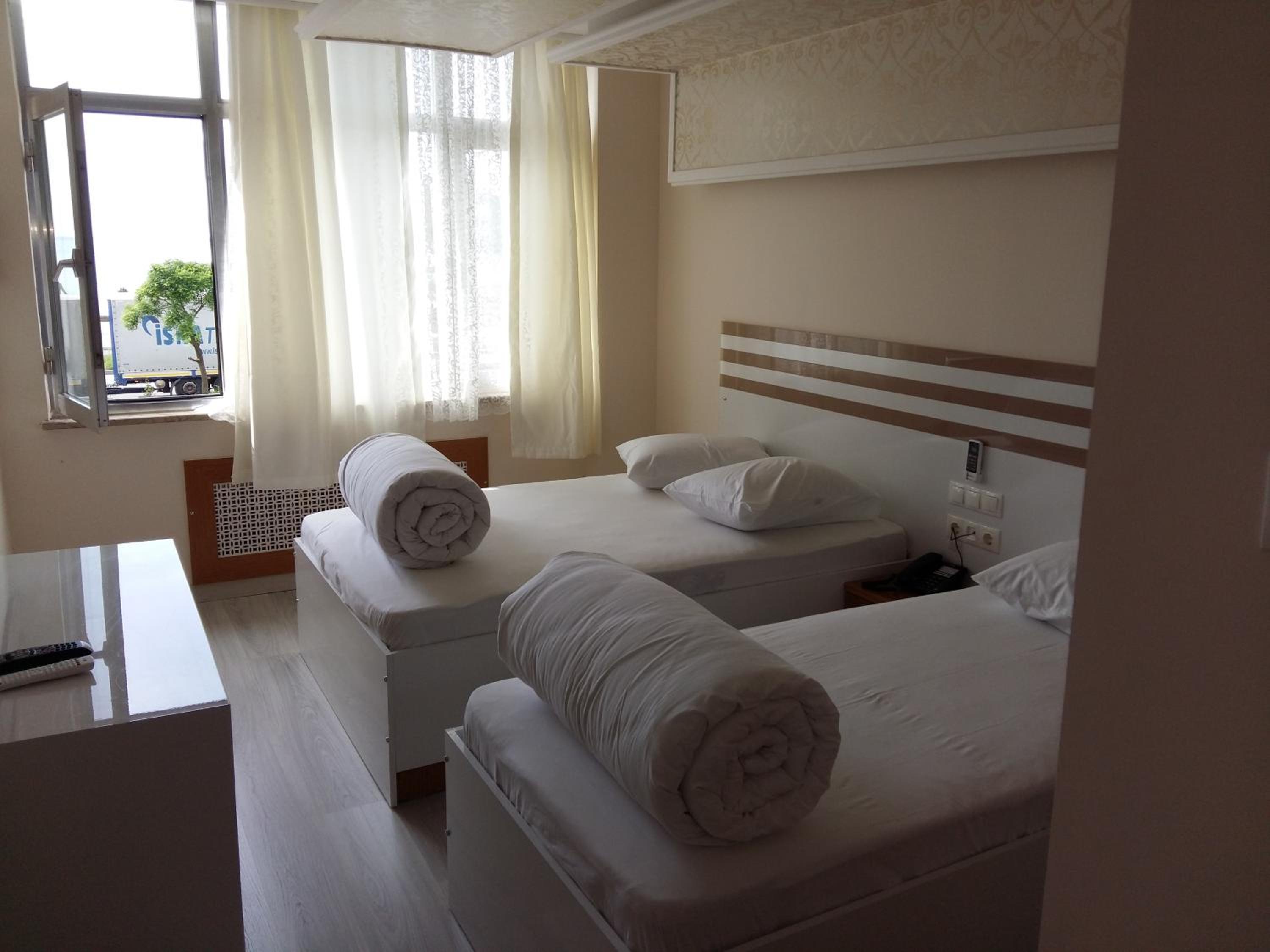 Double Room - Photo 1