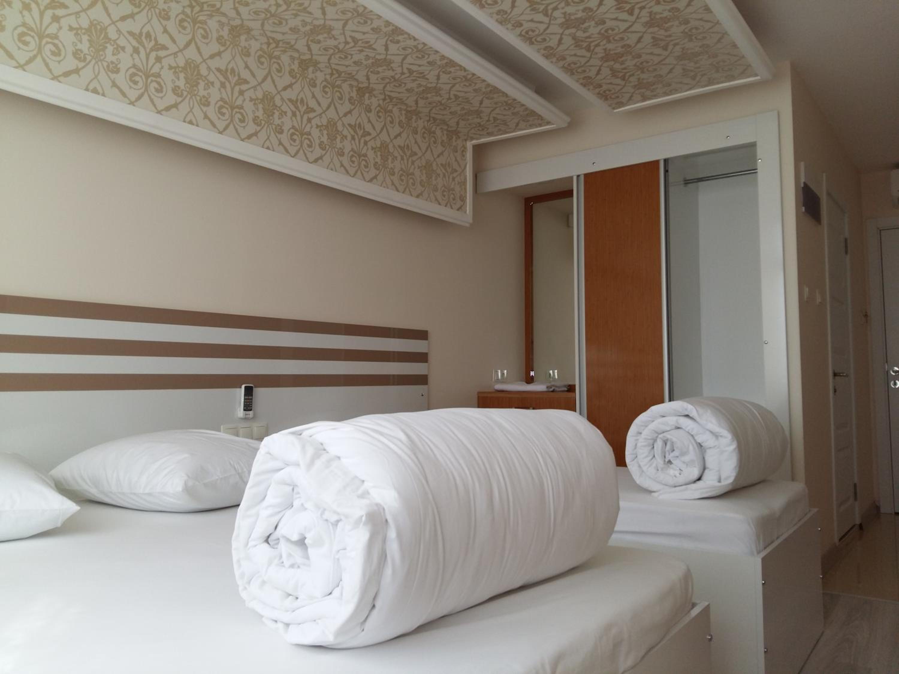 Double Room - Photo 4