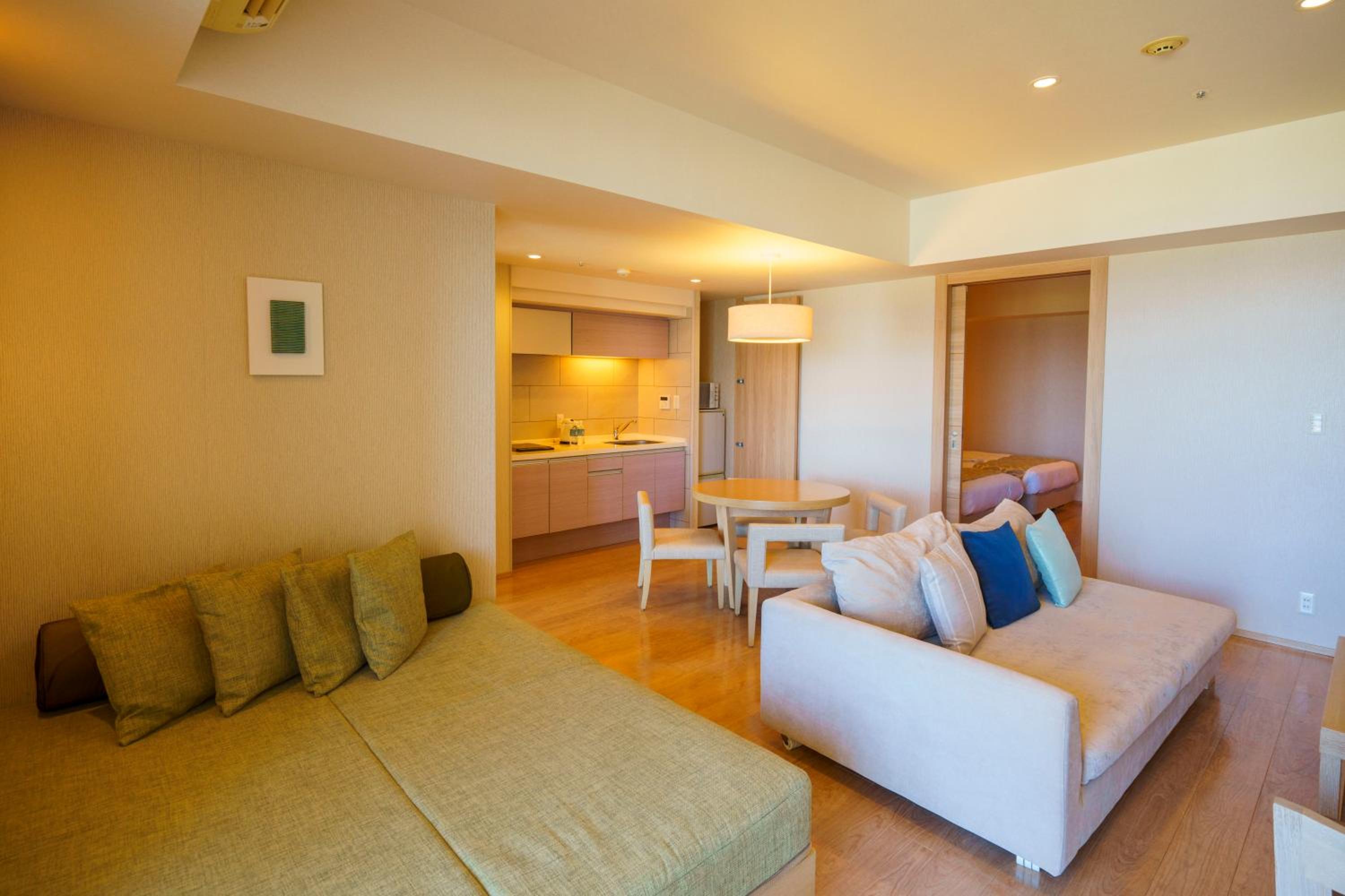 Executive One-Bedroom Suite - Photo 6