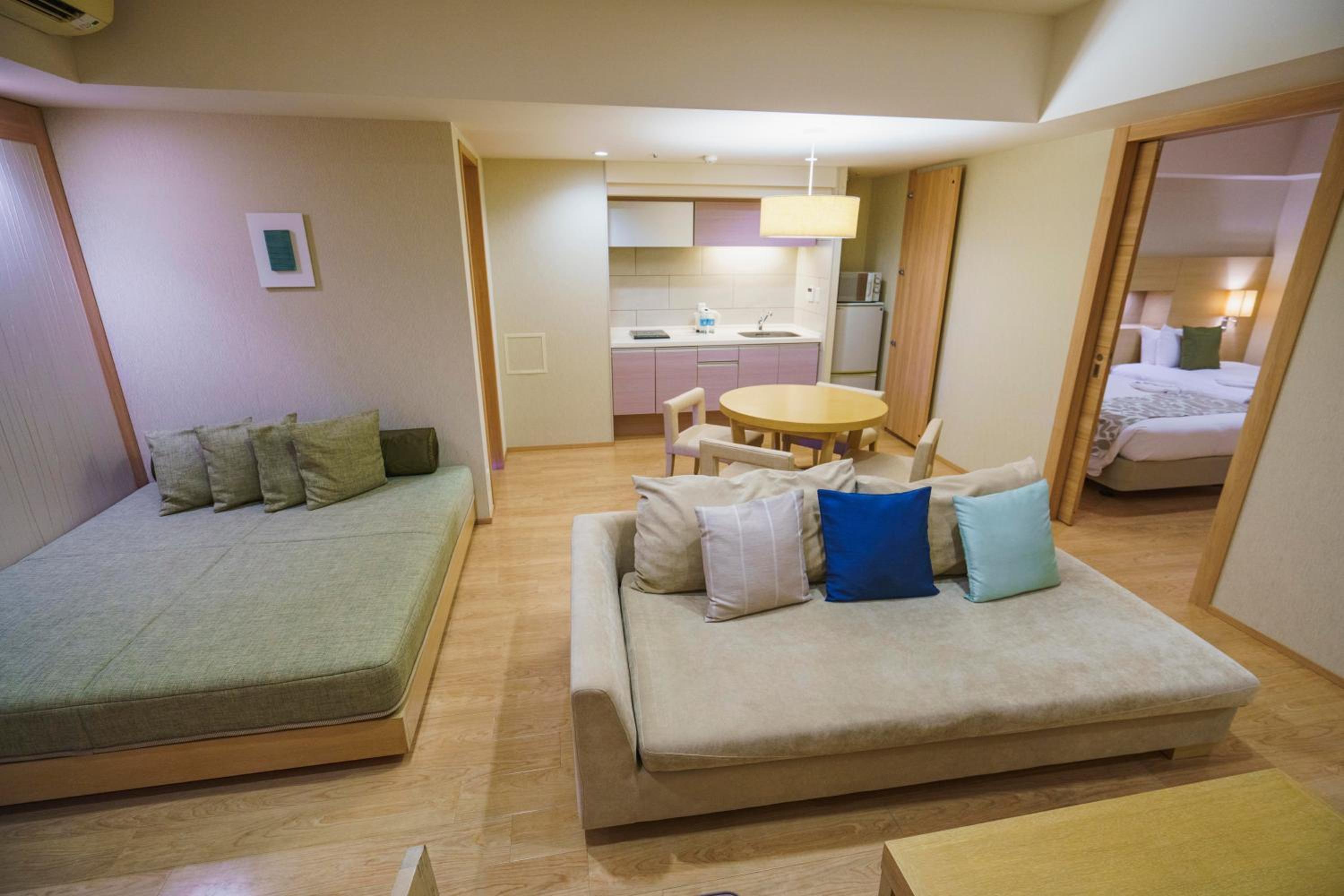 Executive One-Bedroom Suite - Photo 4