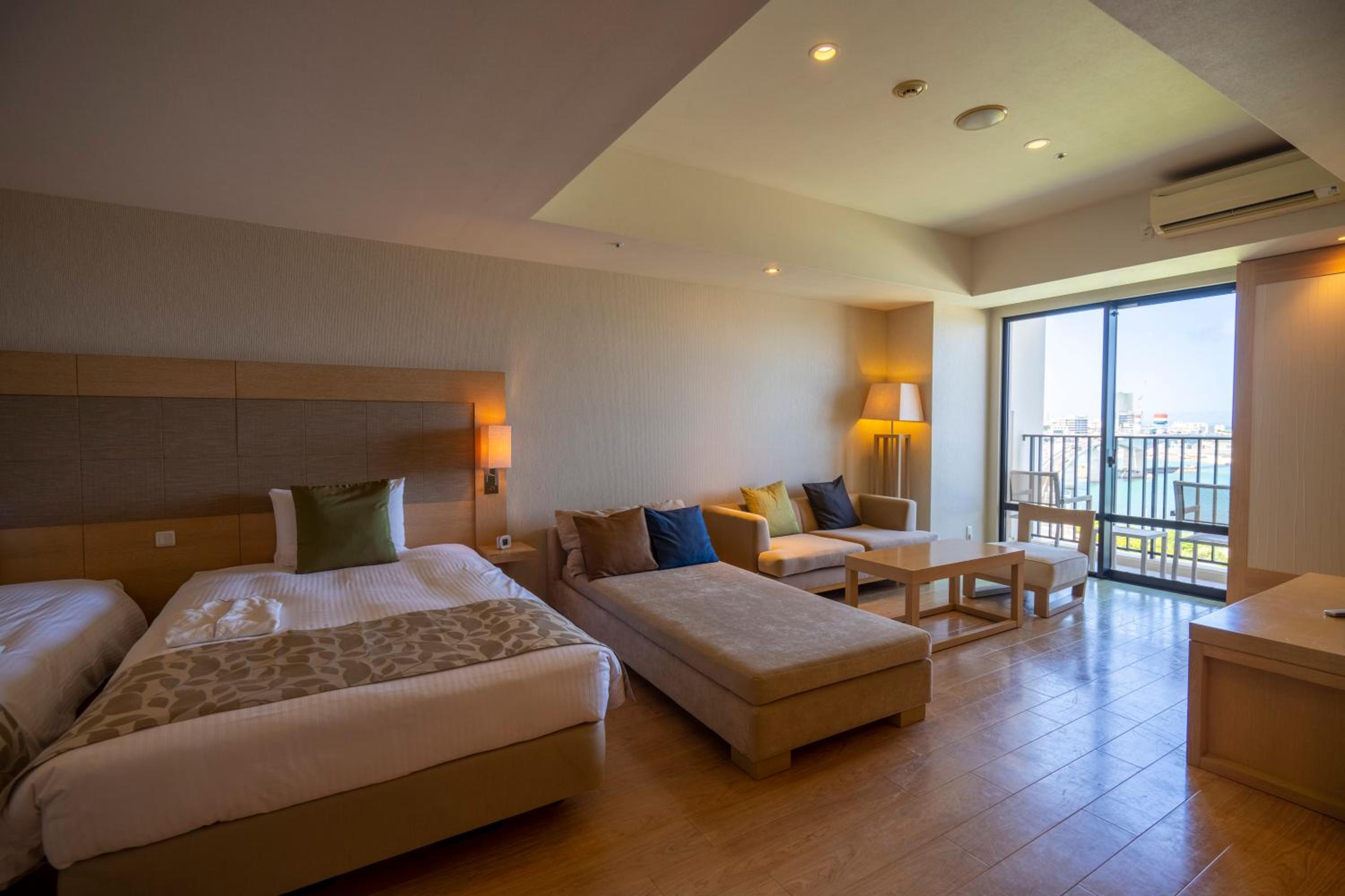 Deluxe Twin Room - Photo 17