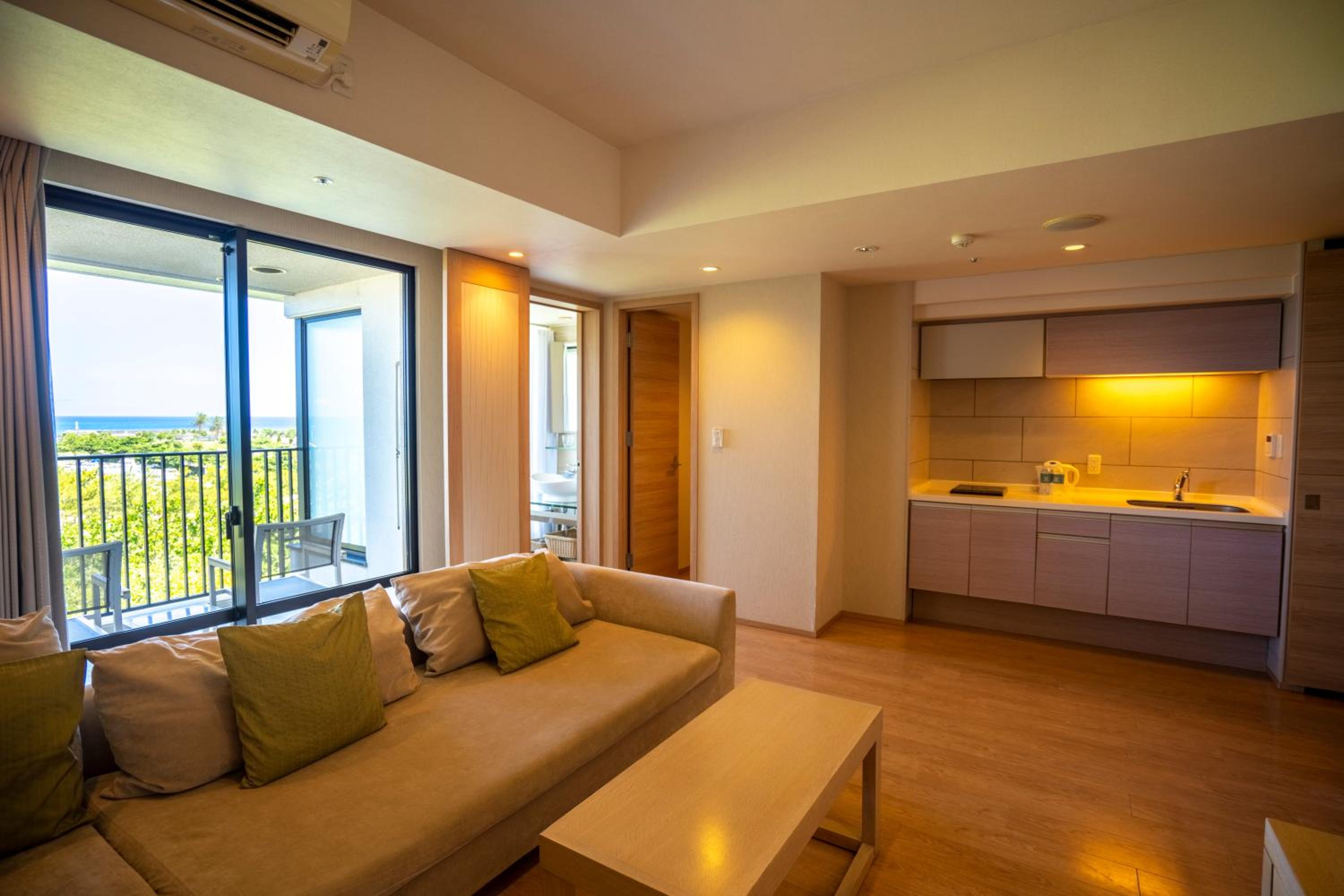 Deluxe One-Bedroom Twin Room - 3rd or 4th Floor
