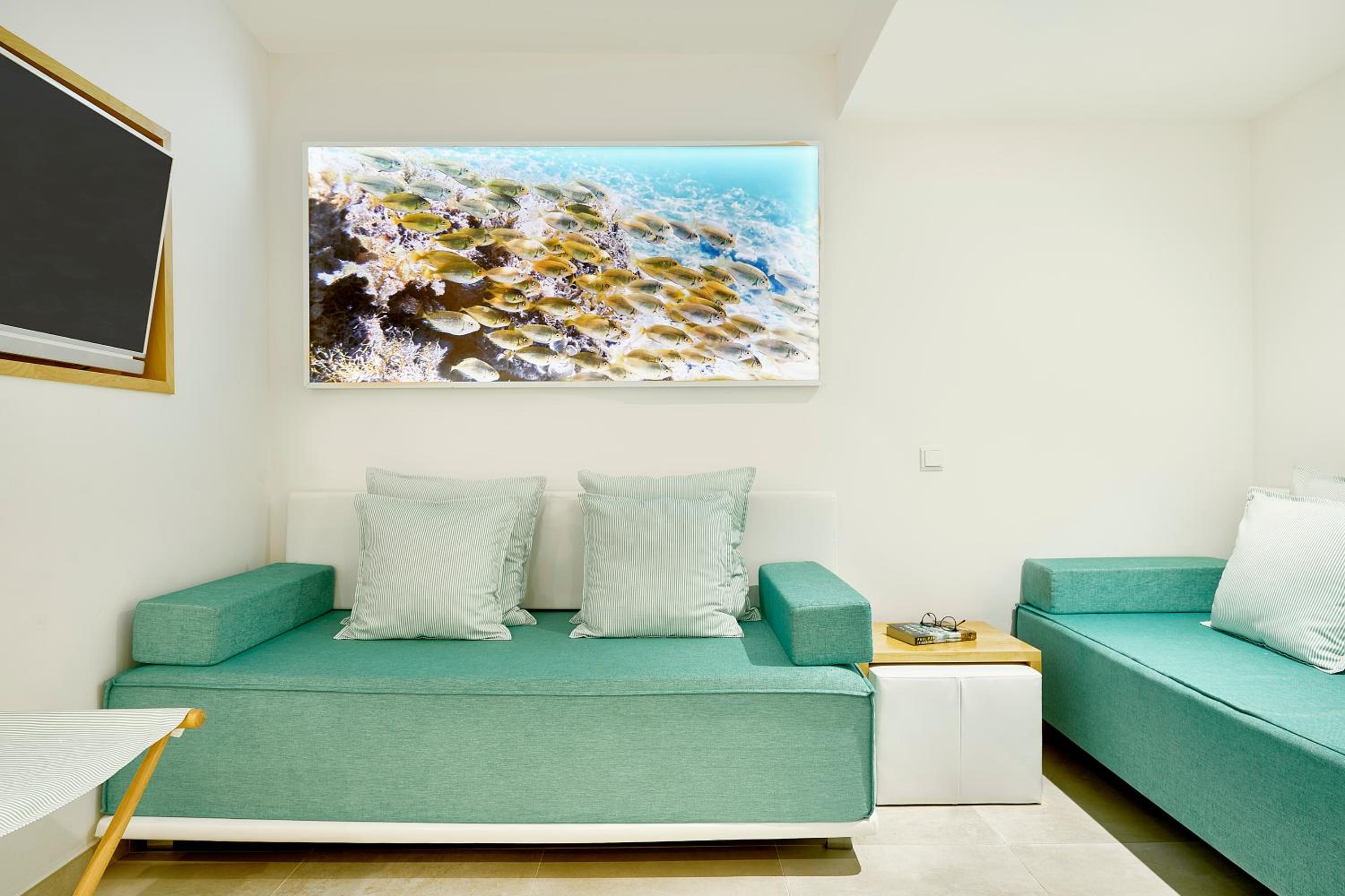 Family Room with Sea View