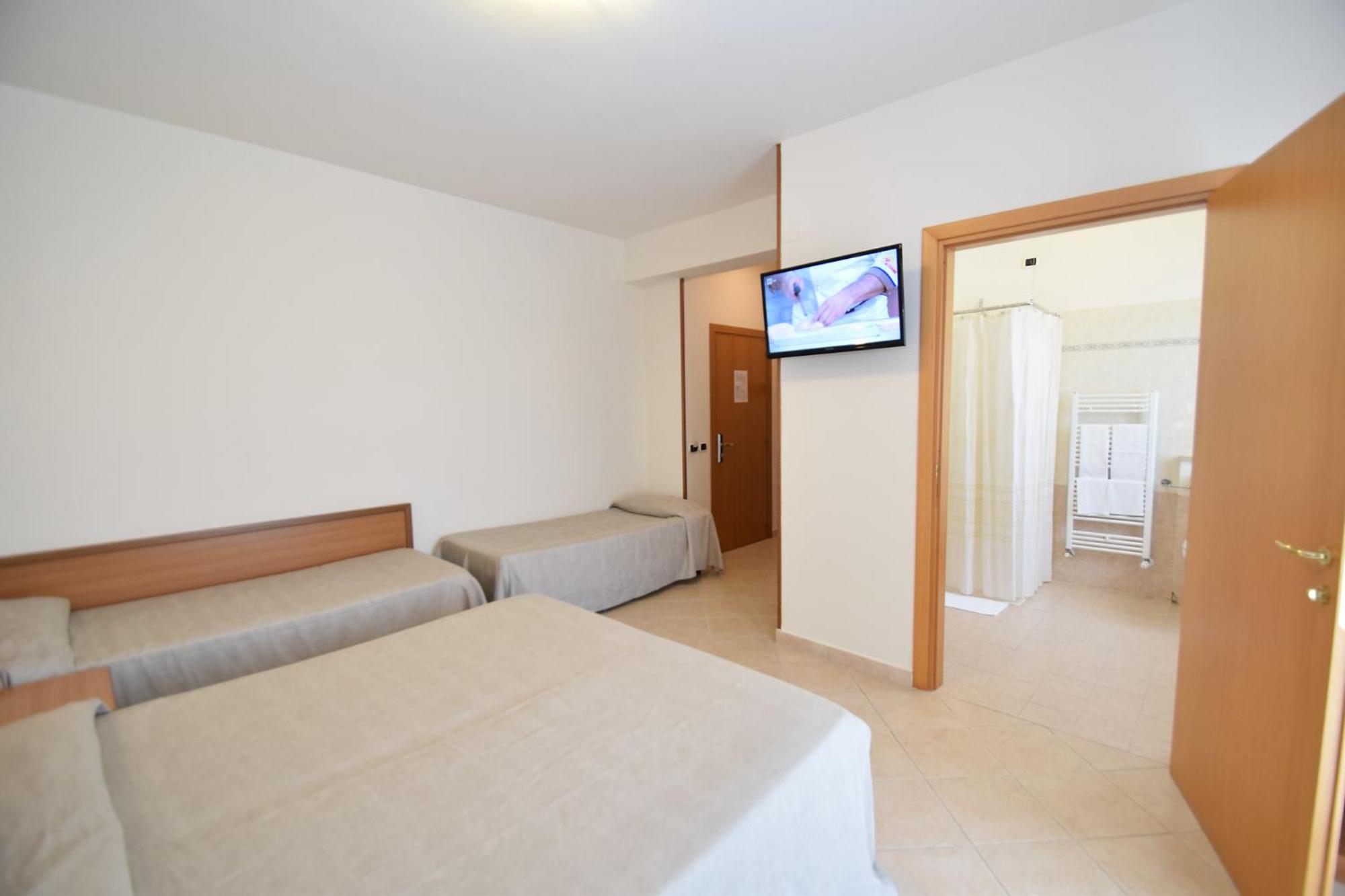 Quadruple Room photo 1