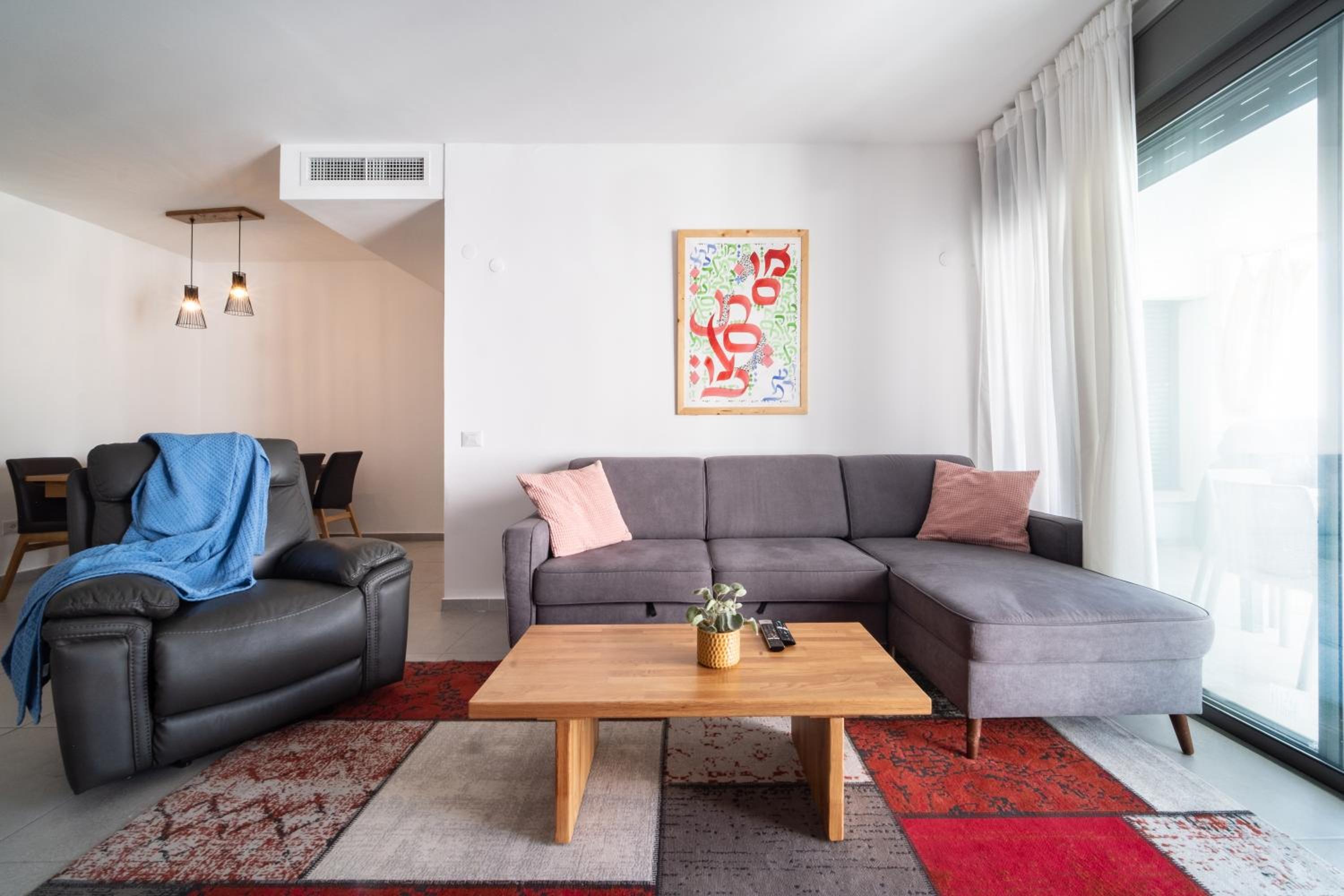 Apartment photo 1