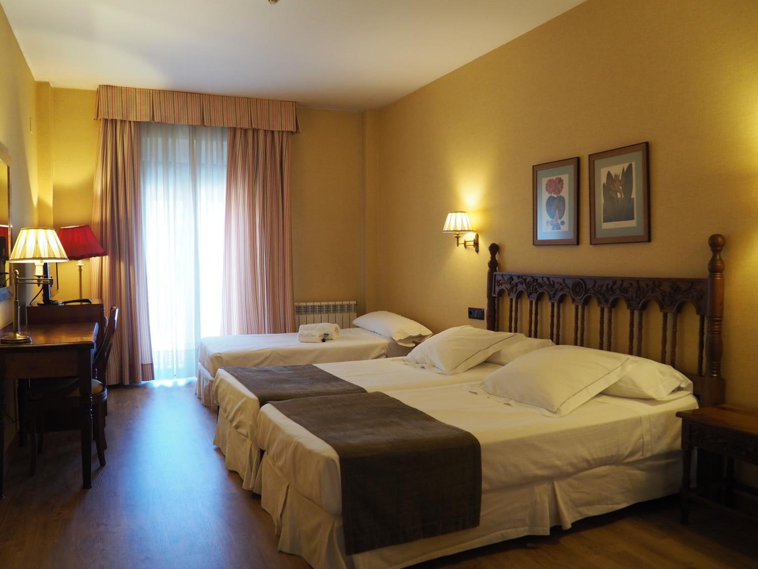 Triple Room - Photo 3