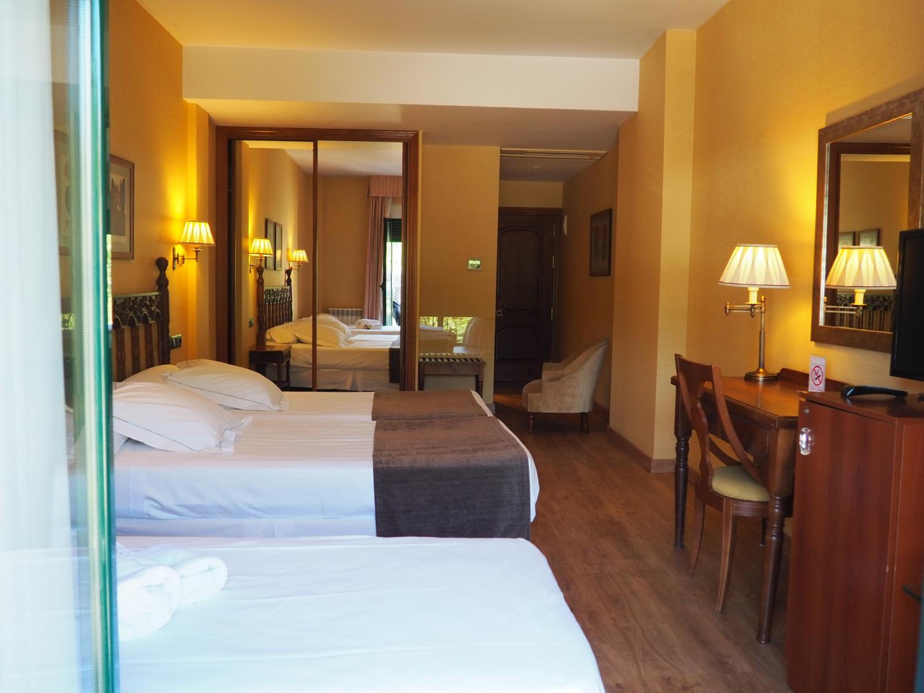 Triple Room - Photo 2