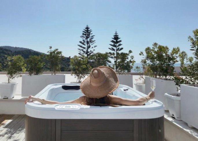 Junior Suite with Private Pool - Photo 5