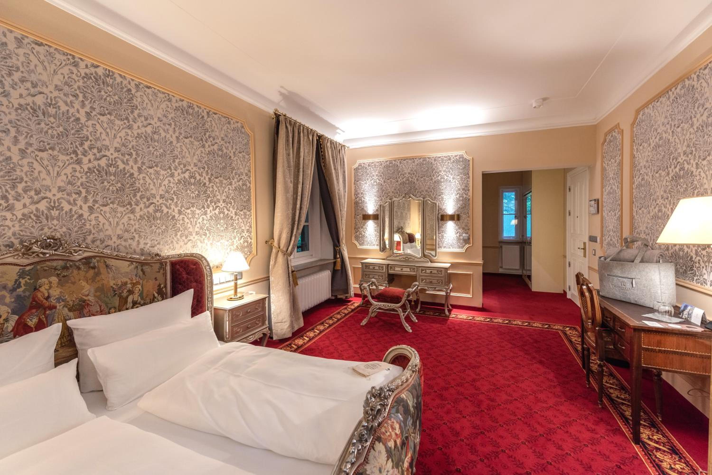 Double Room - Photo 2