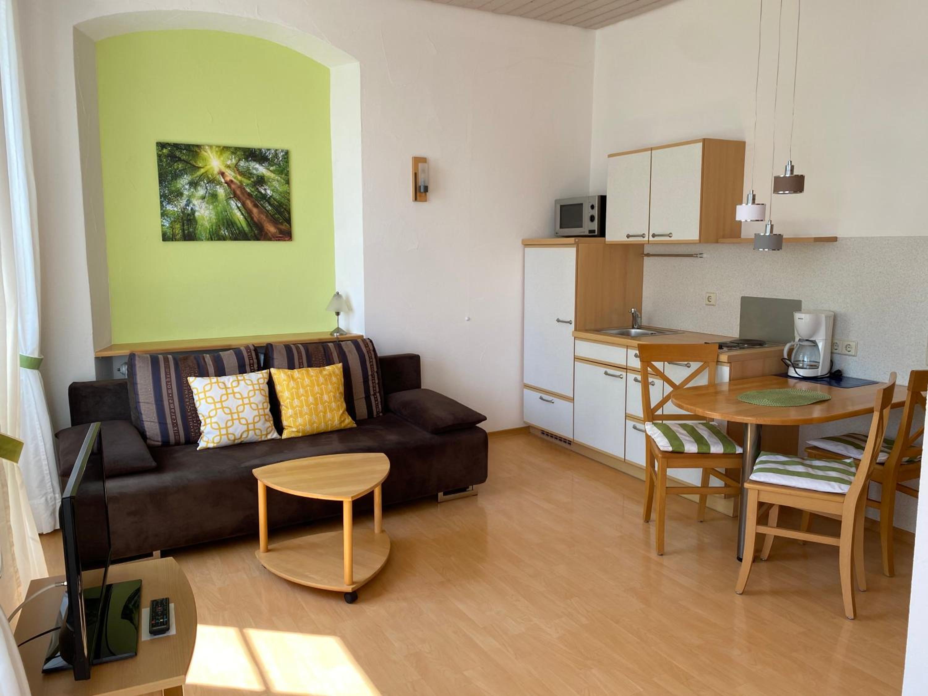 One-Bedroom Apartment photo 1