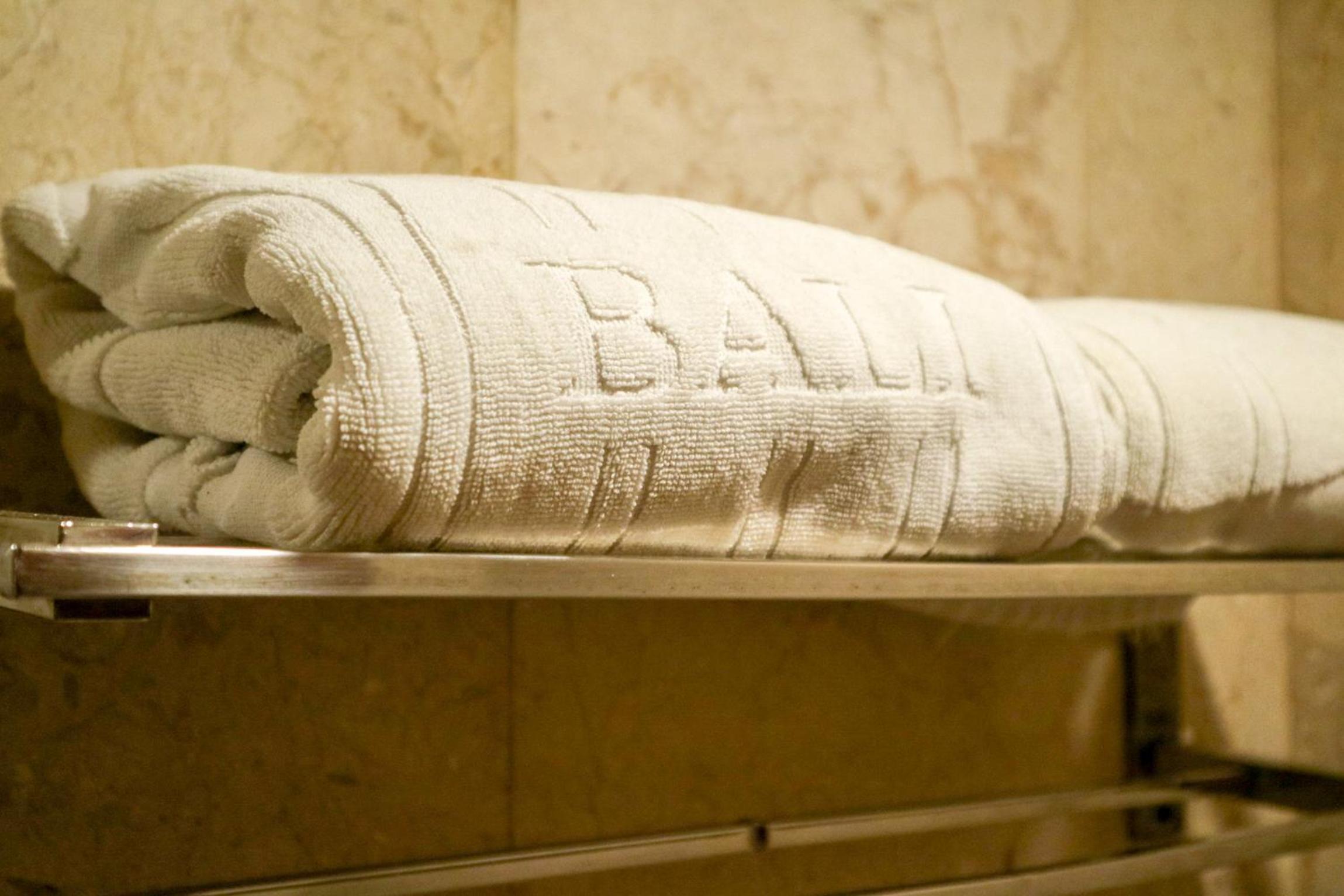 Deluxe Double or Twin Room with Balcony - Photo 6