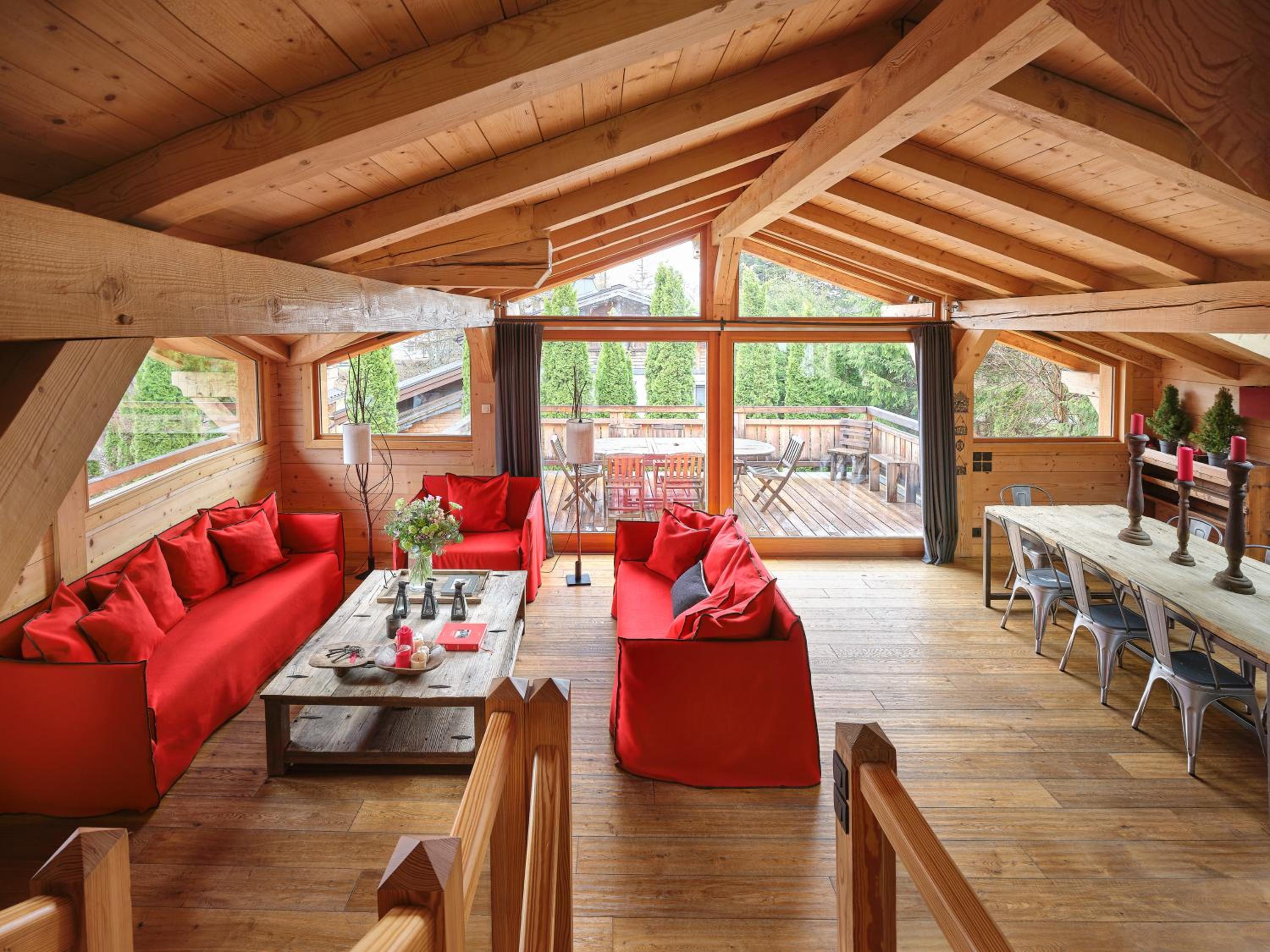 Five-Bedroom Chalet photo 1