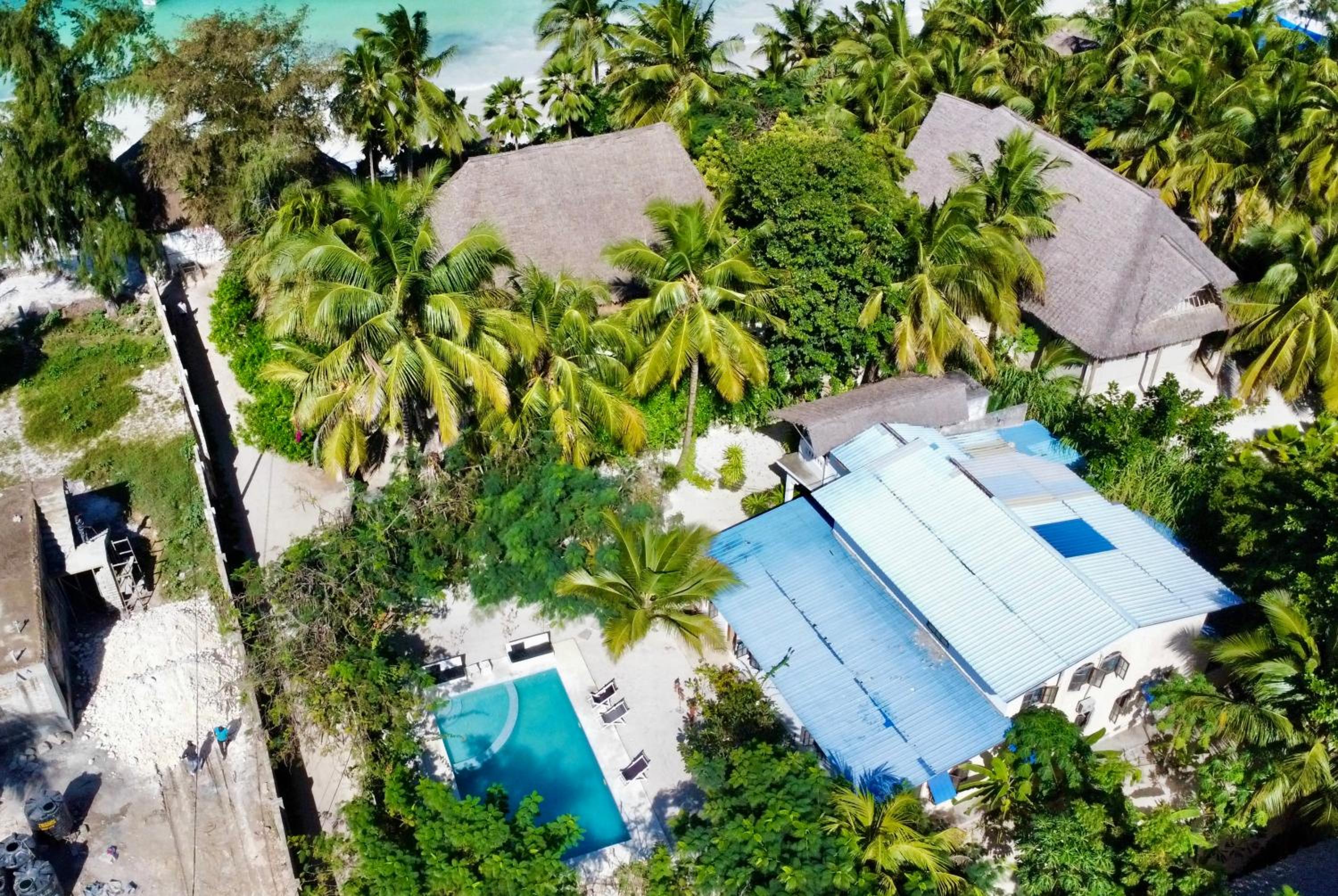 Triple Room with Pool View