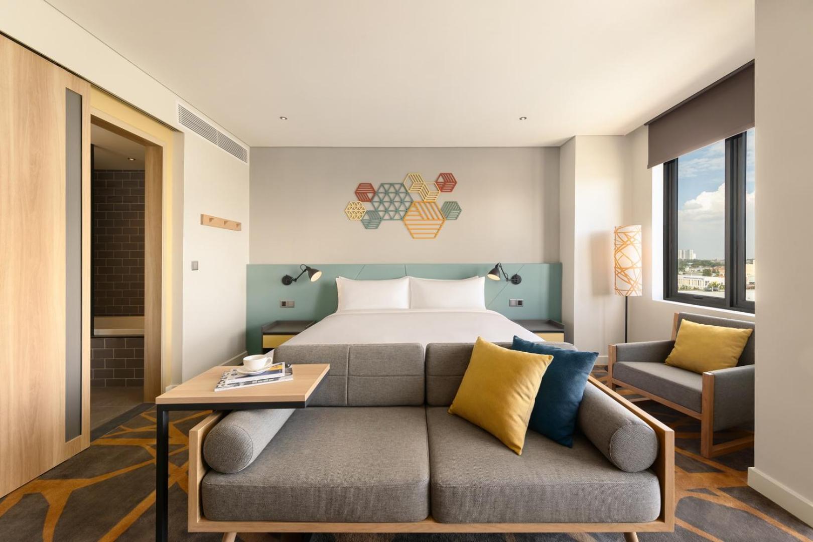 Deluxe King Room photo 3