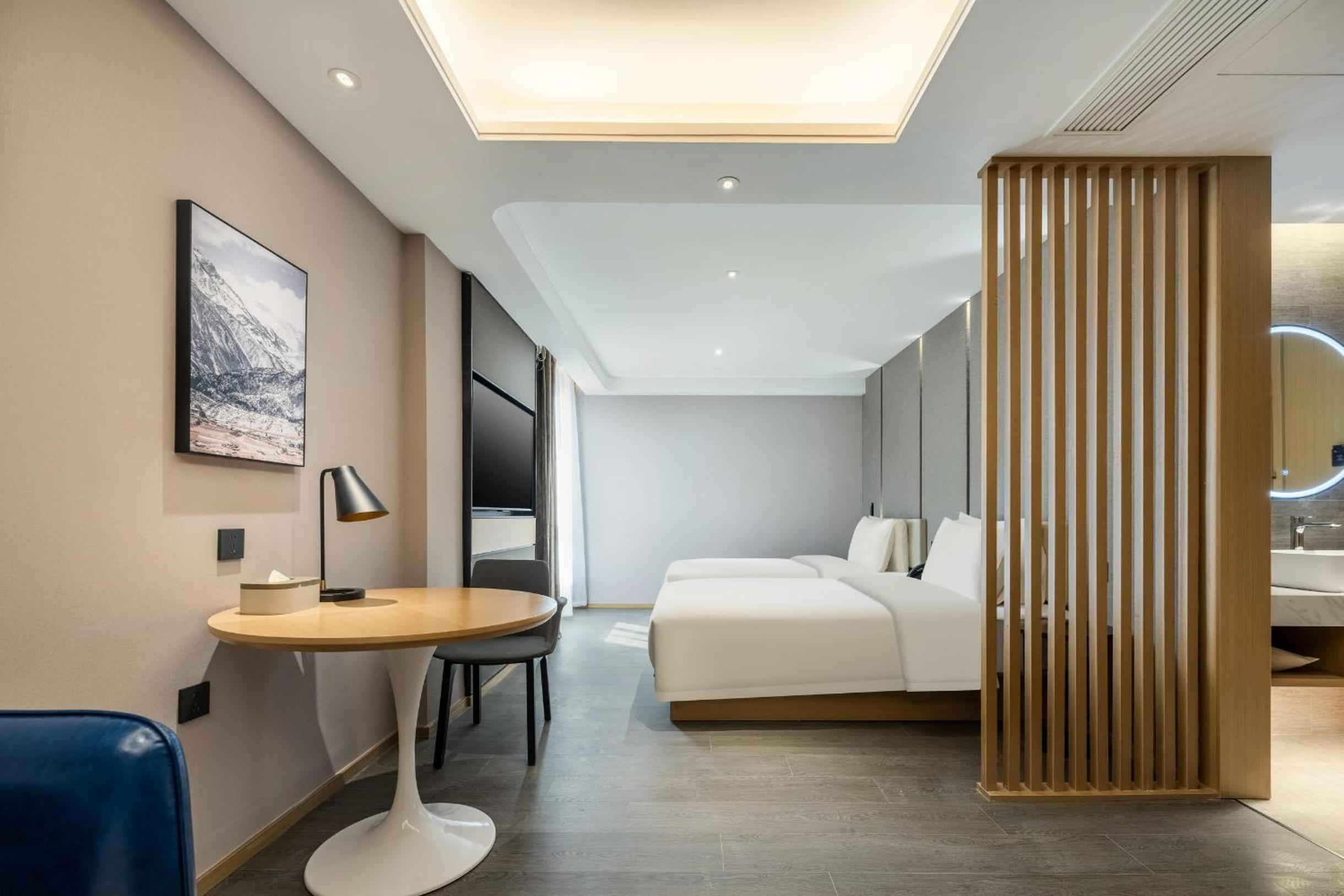 Superior Twin Room photo 2