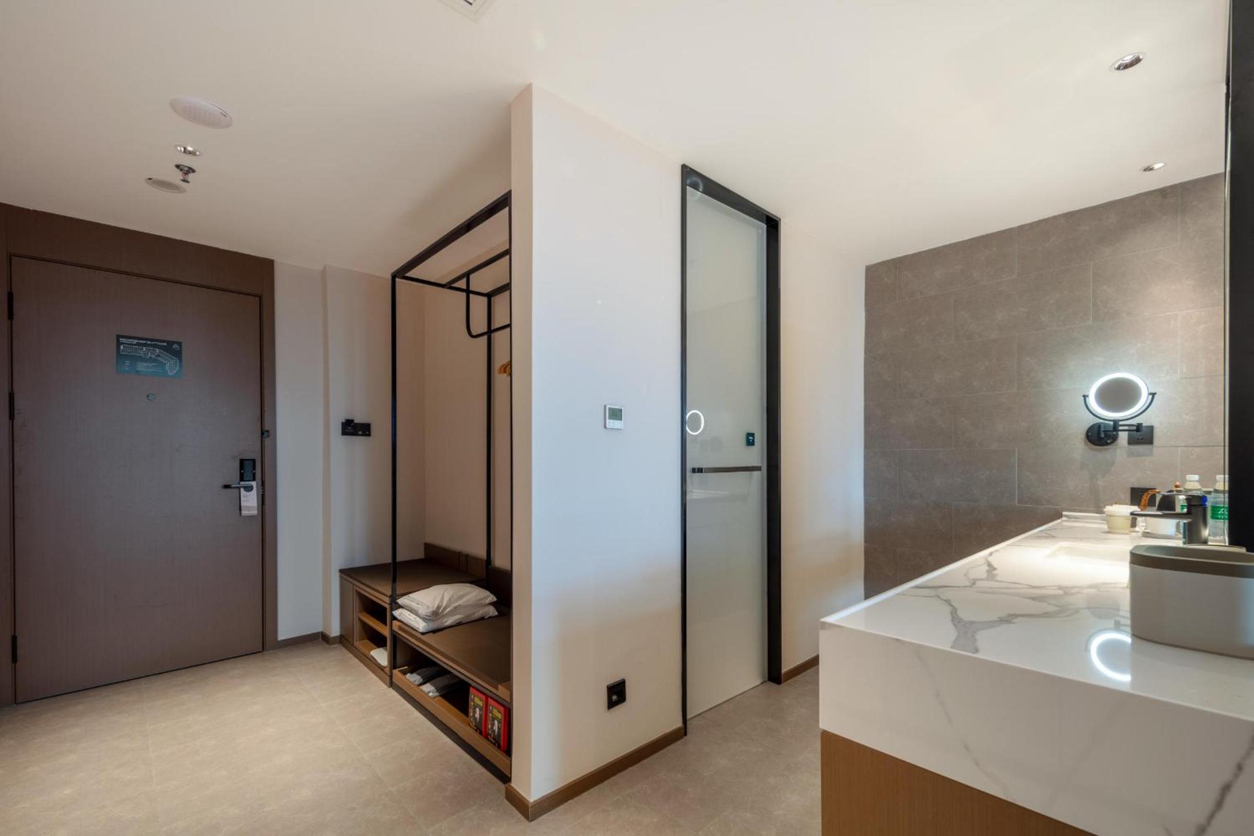 Jimu Suite with Garden View photo 2