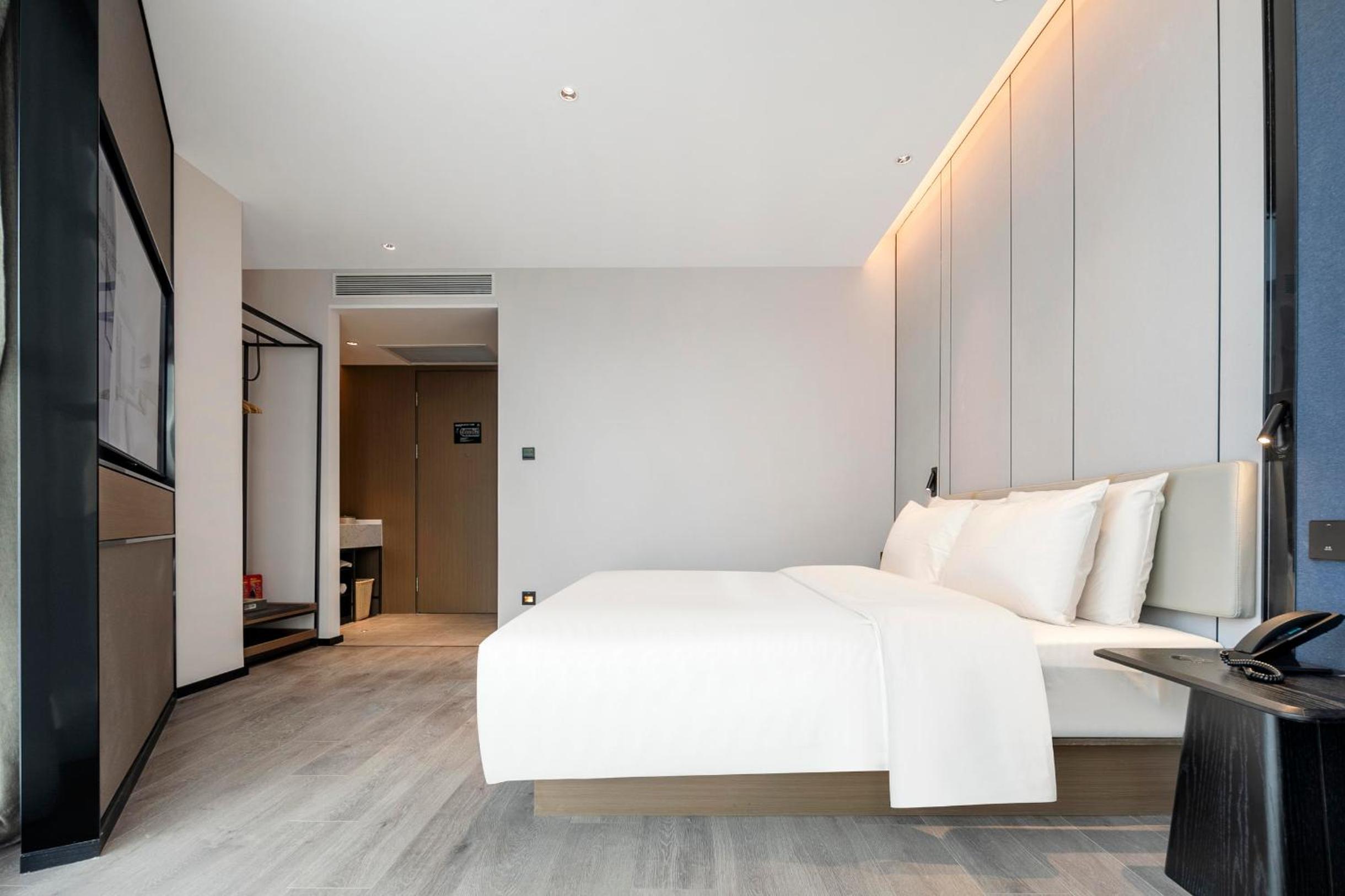 Elegant Room  photo 1