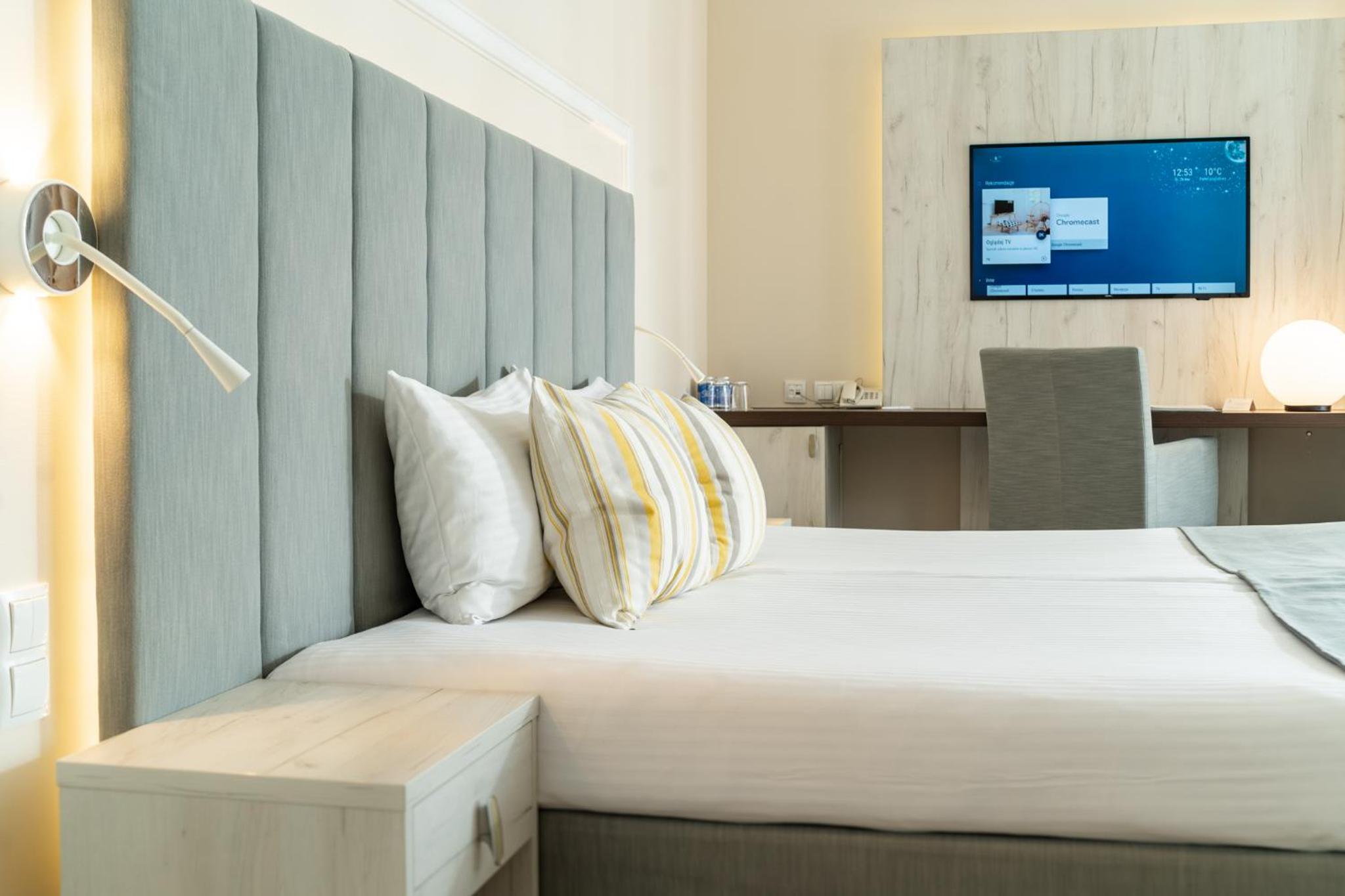 Double Room with Spa Access photo 1