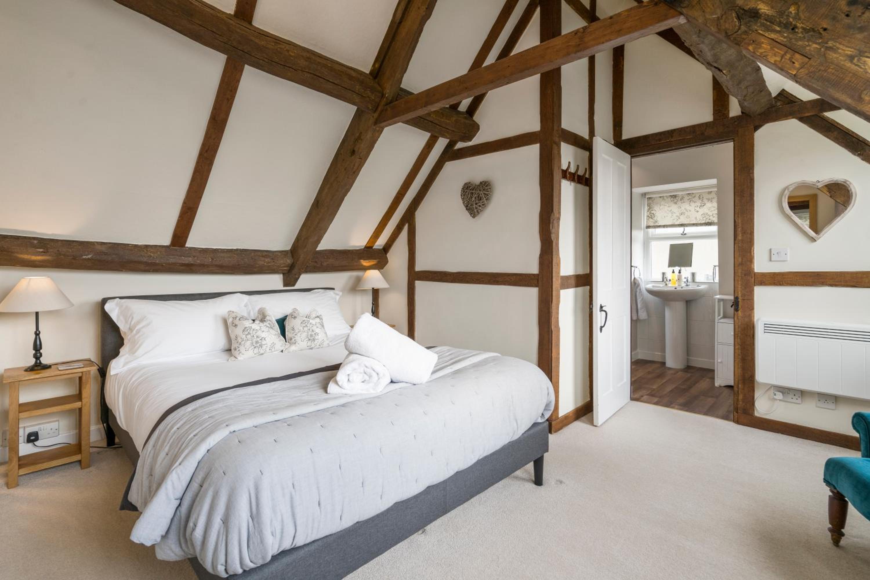 One-Bedroom House photo 1