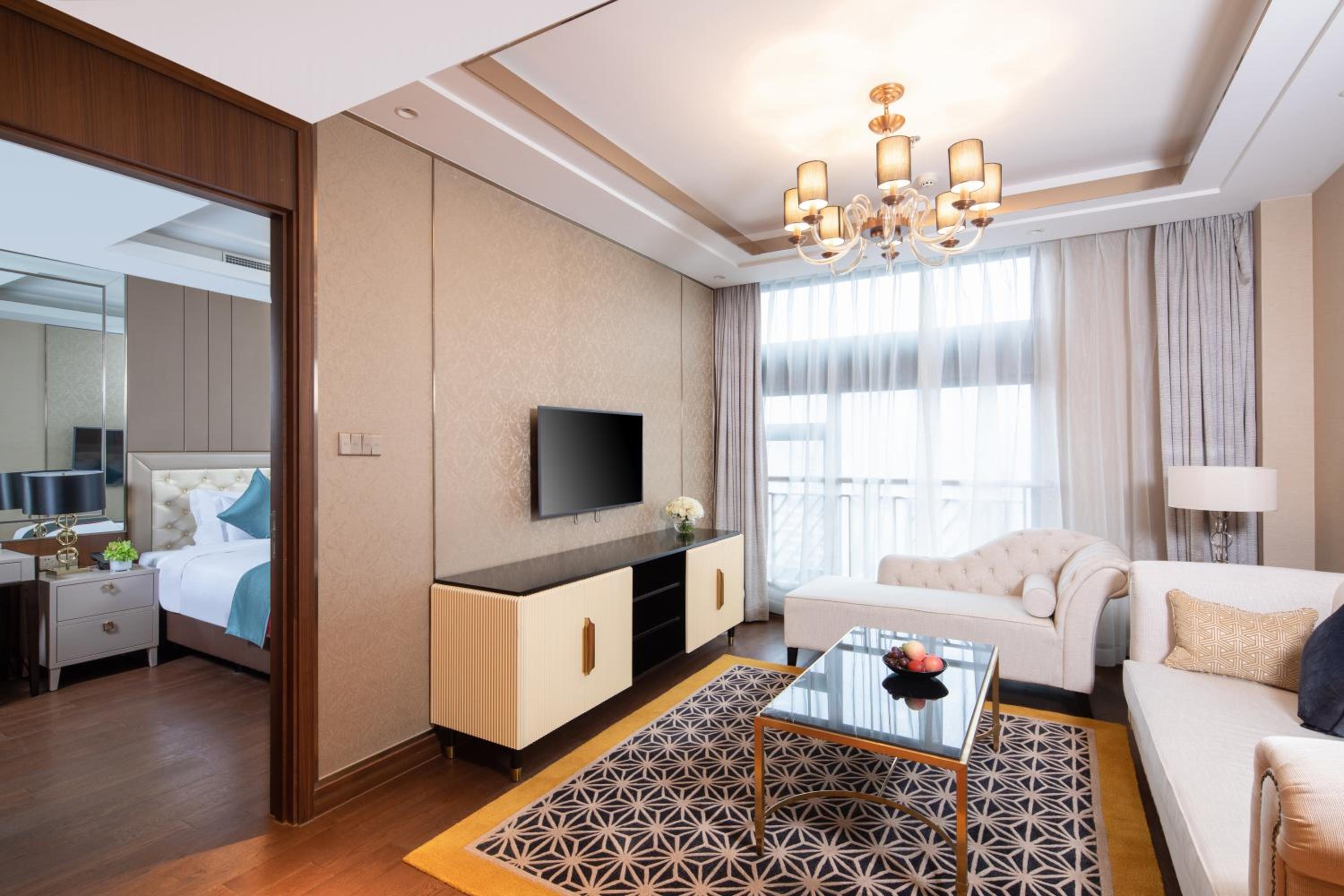 Deluxe One Bedroom