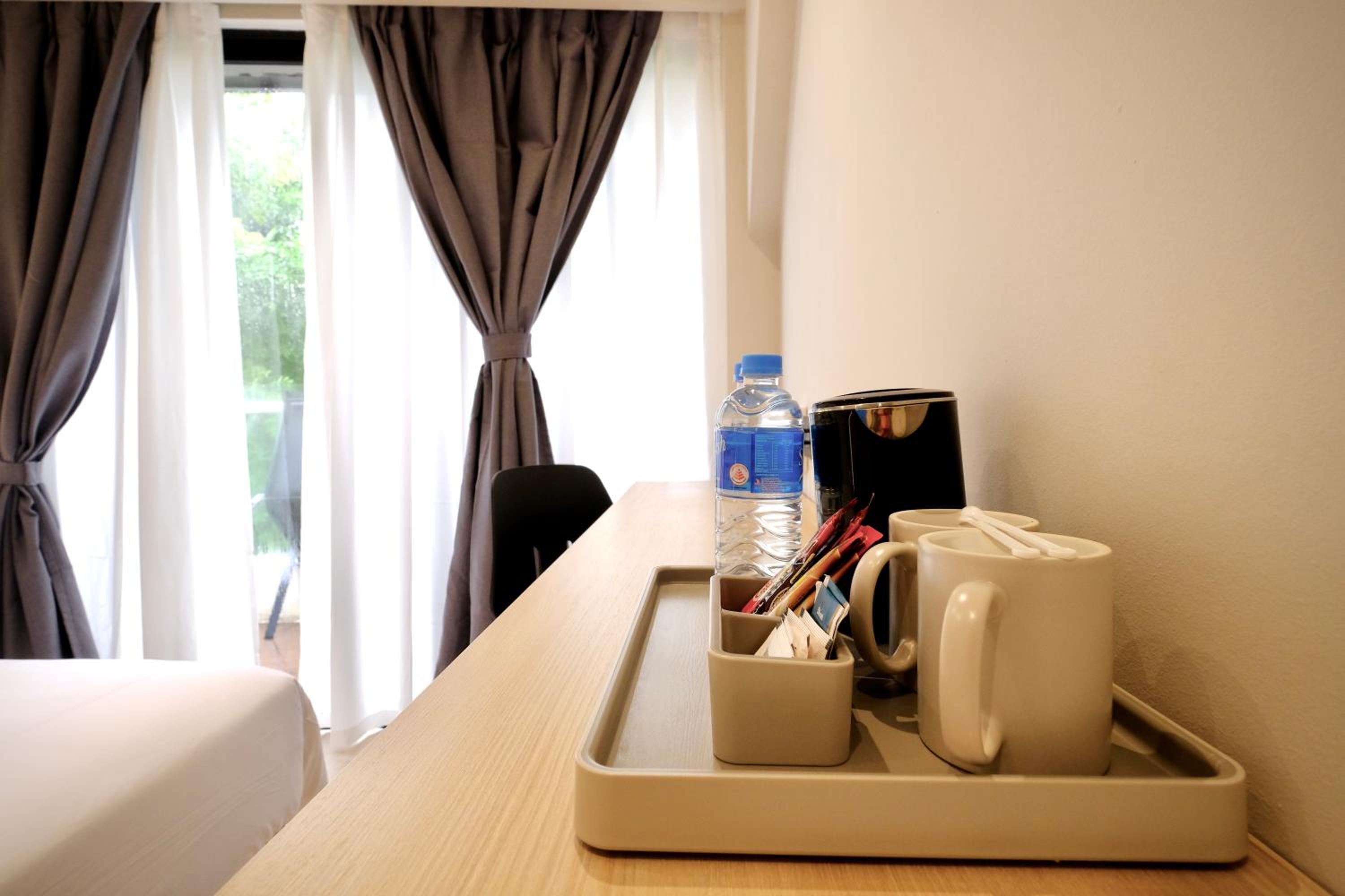 Deluxe Double Room with Balcony photo 2