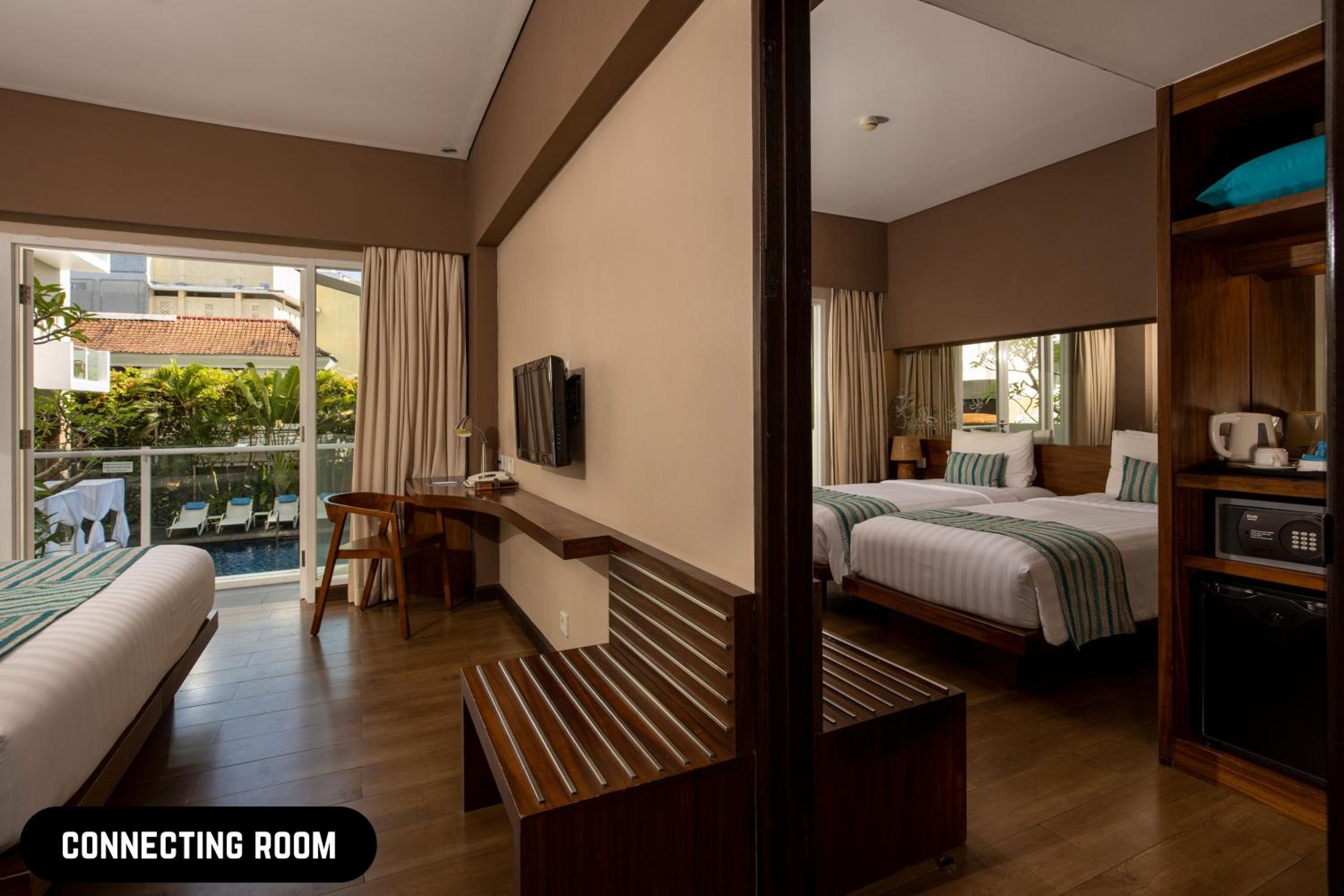 Superior Double or Twin Room photo 3