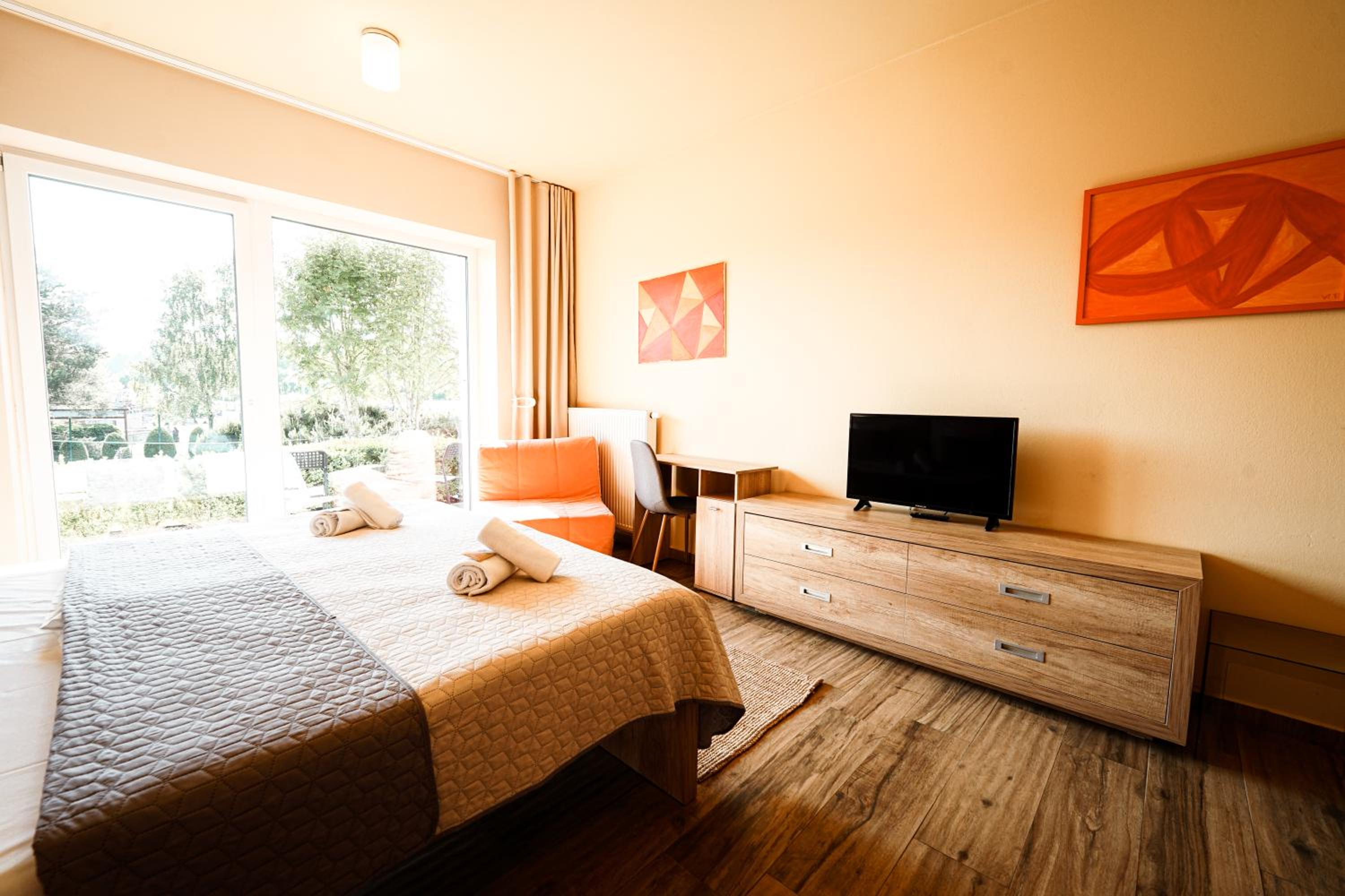 Comfort Double or Twin Room with Balcony - Photo 2
