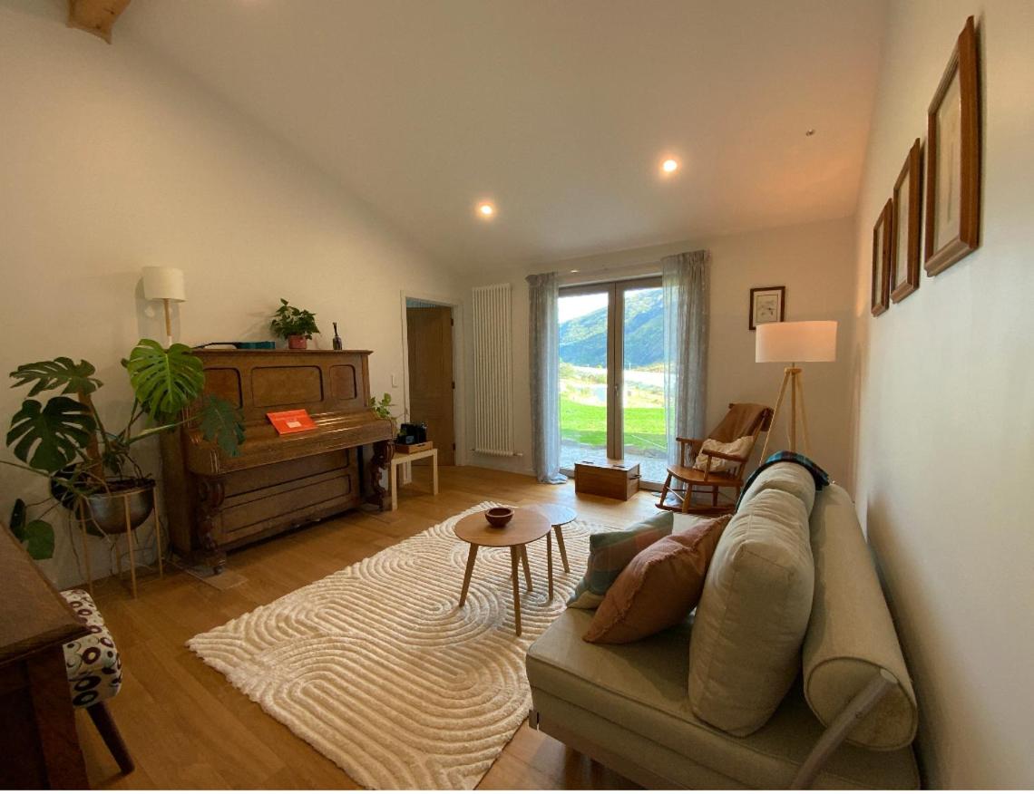 Deluxe Double Room with Shower