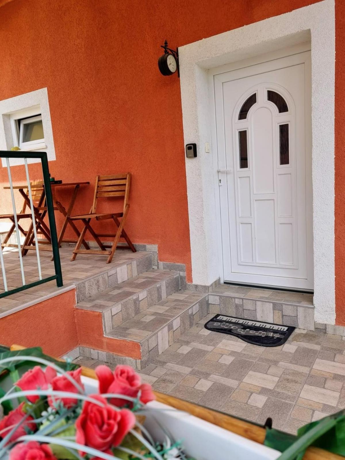 Two-Bedroom Apartment - Photo 25