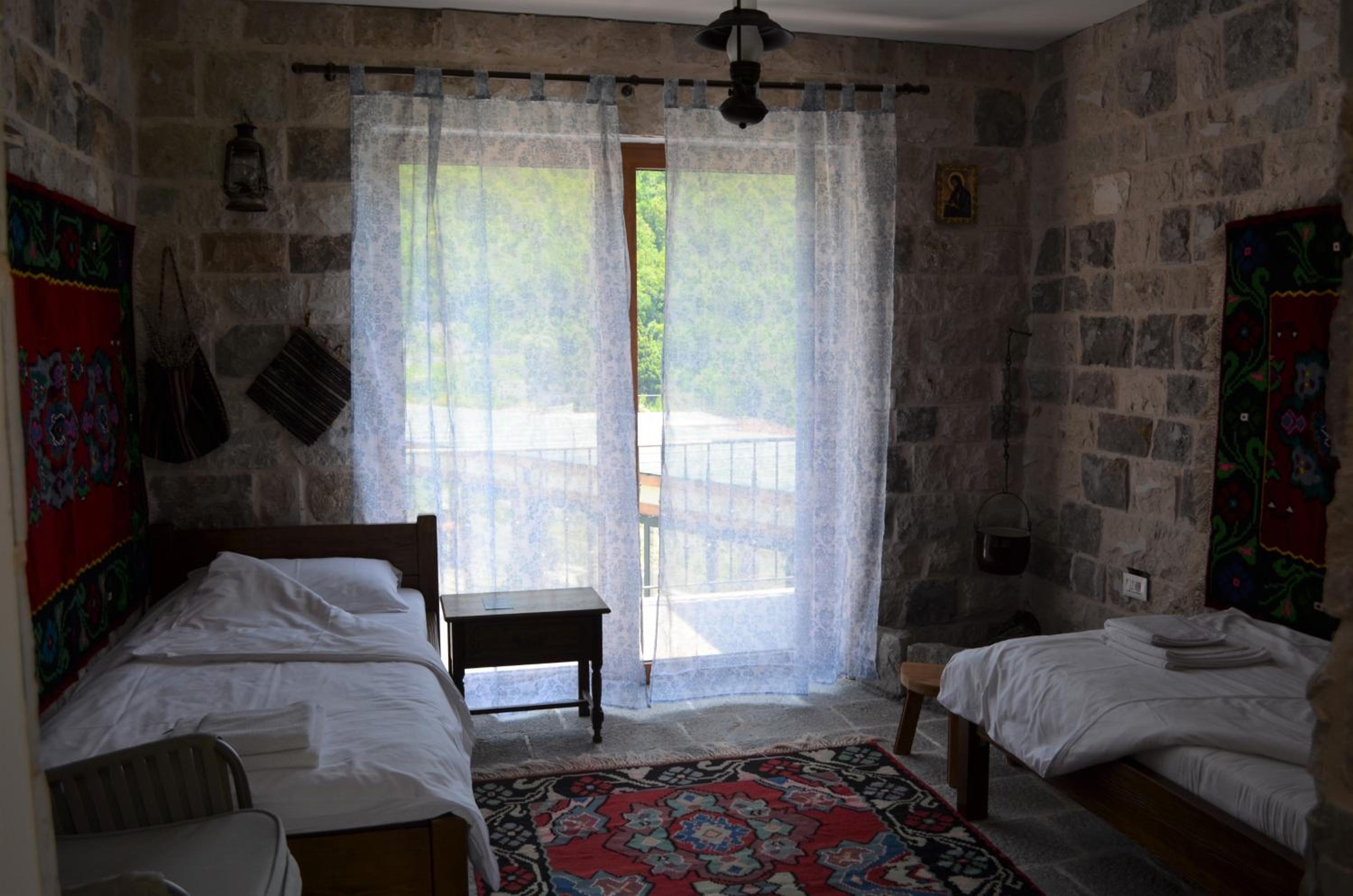 Double or Twin Room with Balcony photo 1