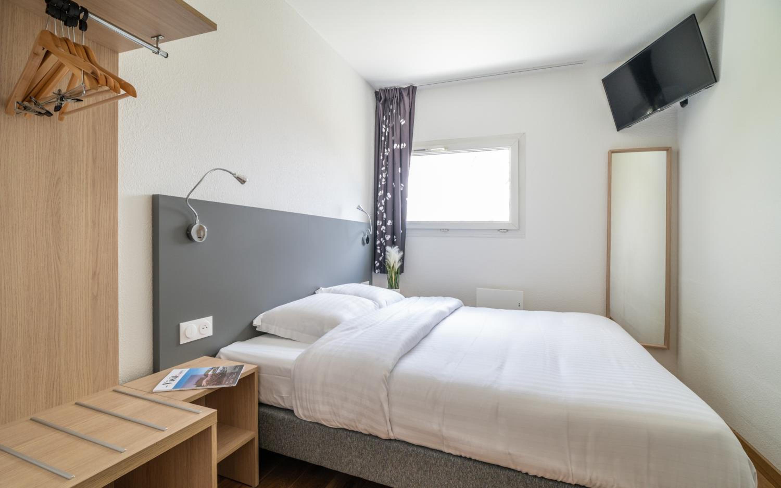 Double Room - Photo 23
