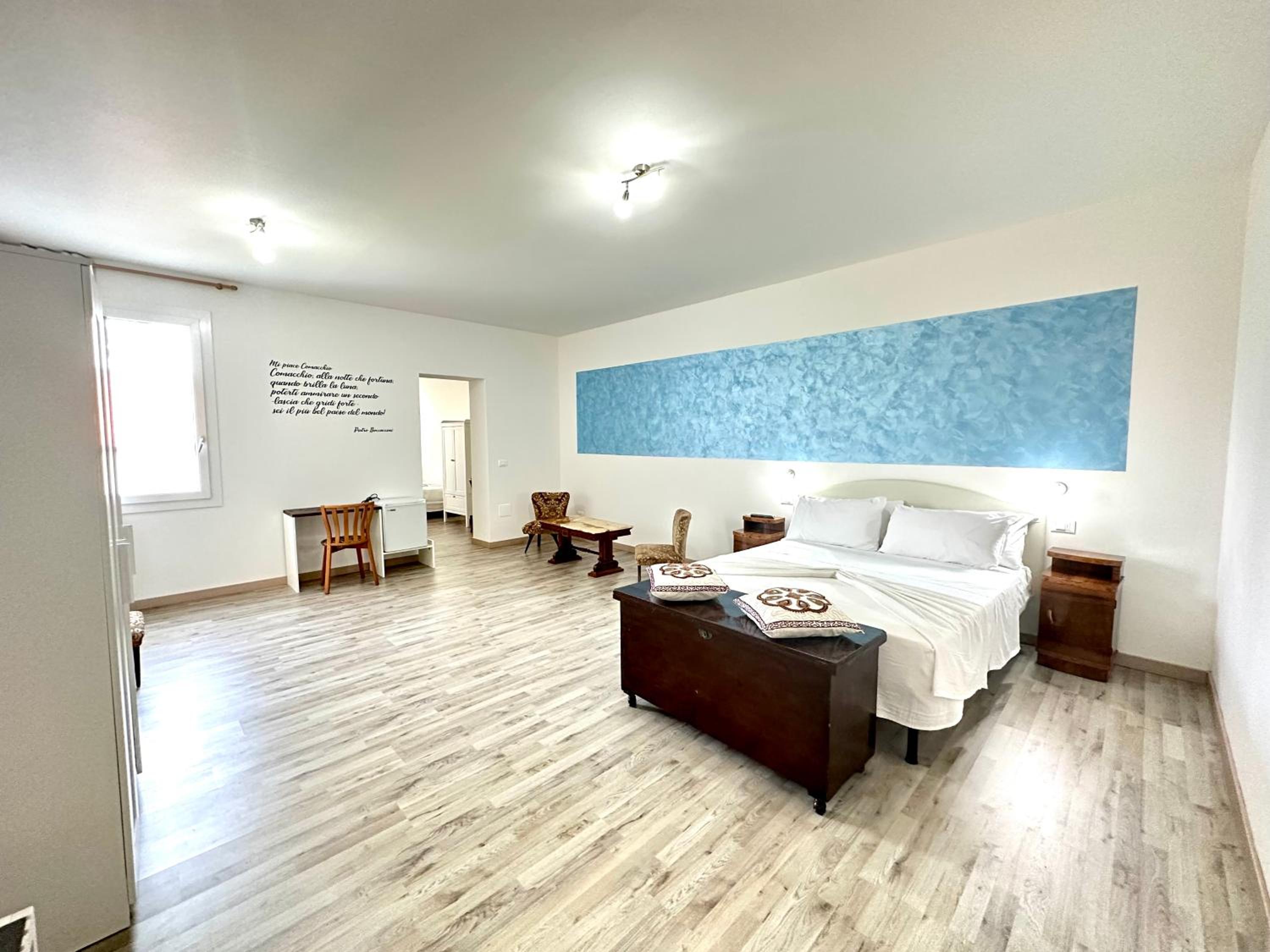 Family Room with Private Bathroom photo 1