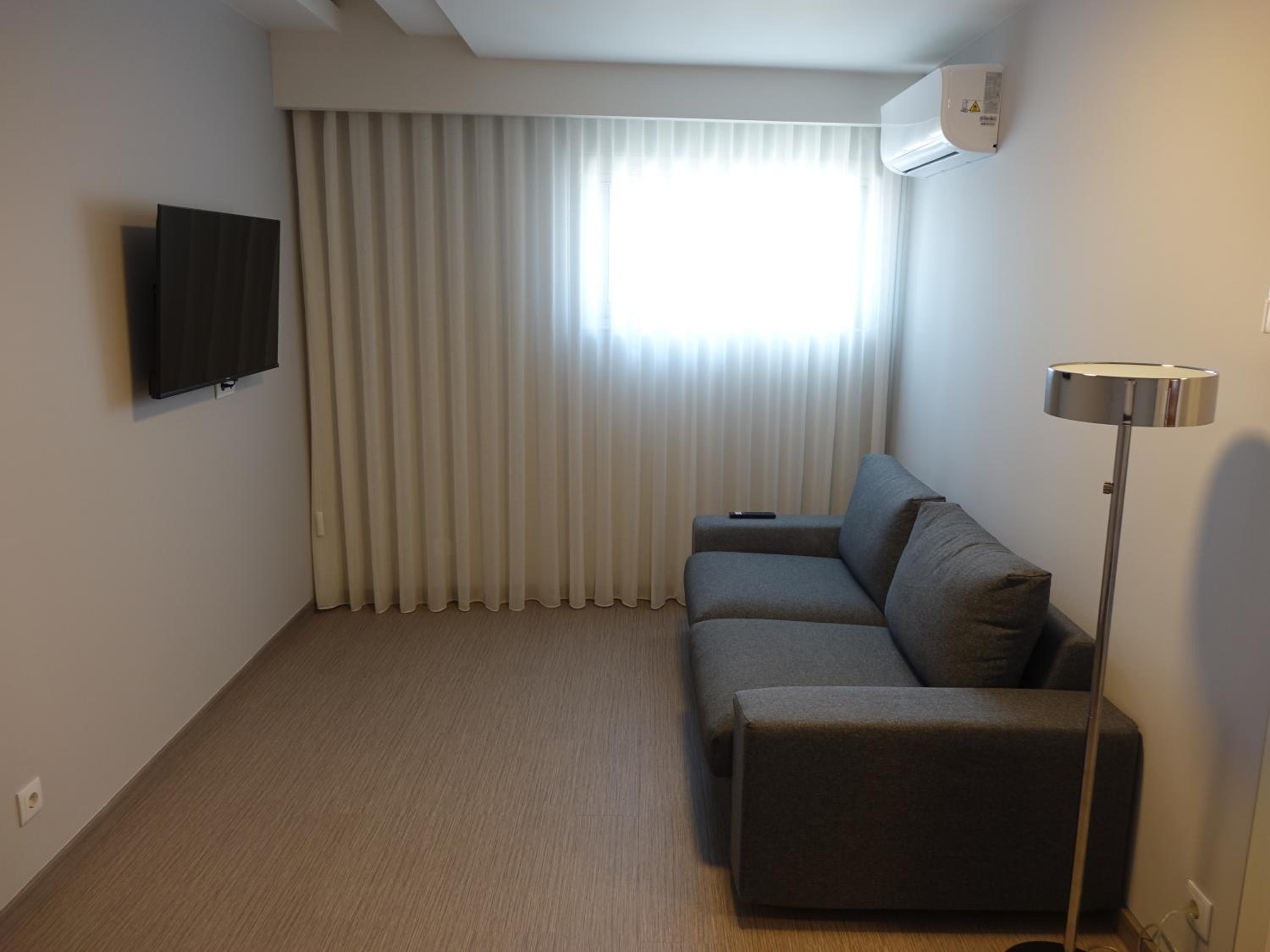 Superior Suite - Photo 2