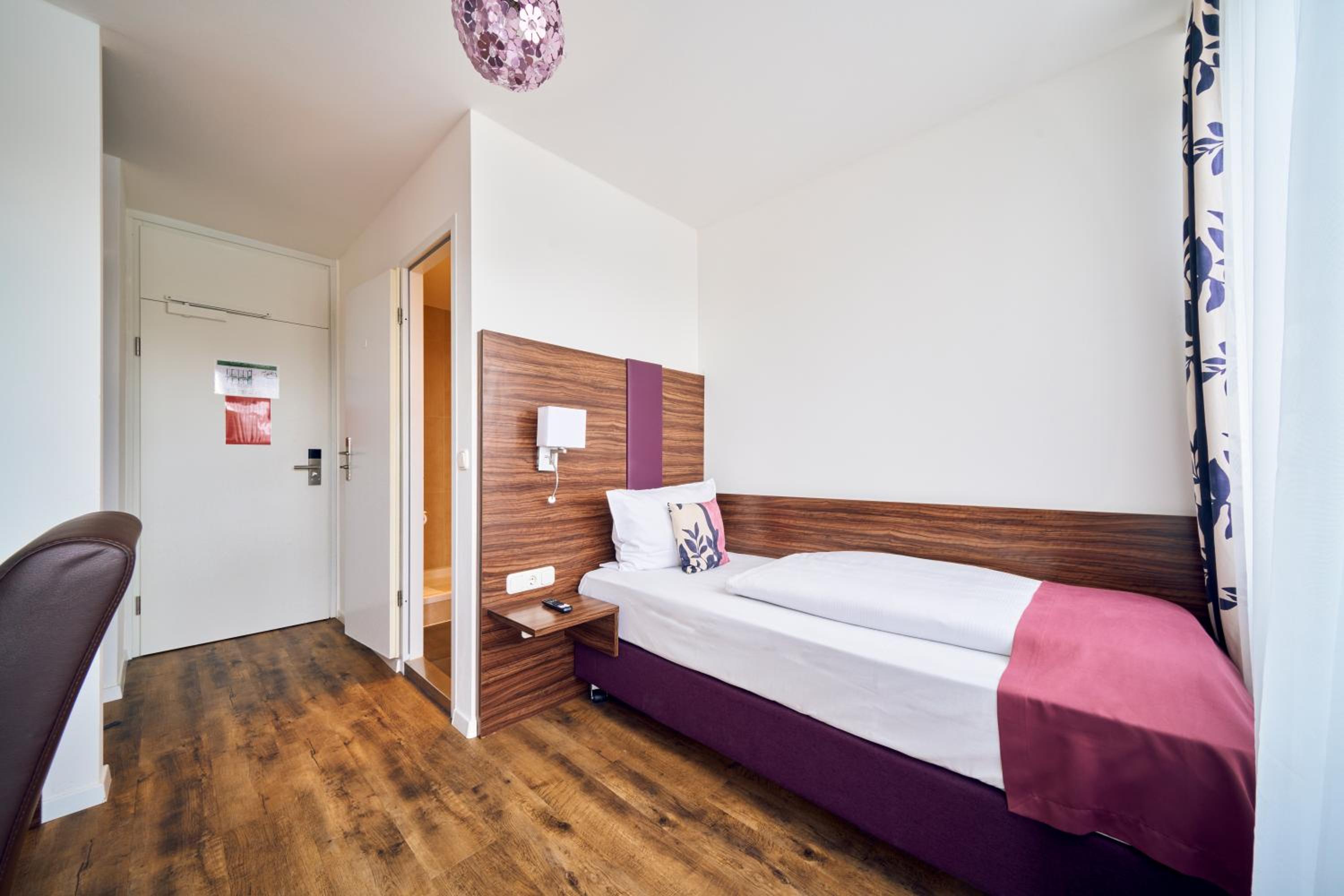Single Room photo 1
