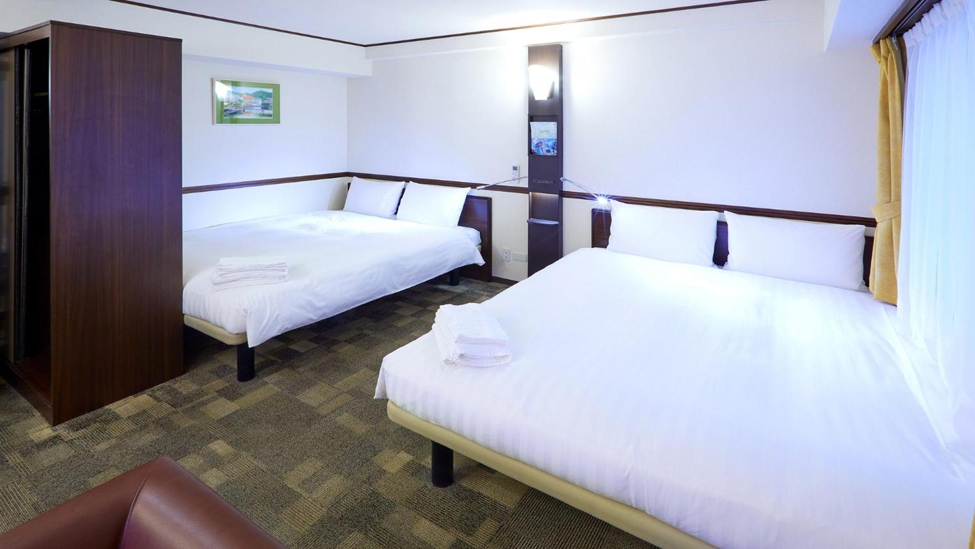 Deluxe Twin Room - Non-Smoking photo 1