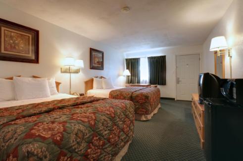 Double Room with Two Double Beds - Photo 7