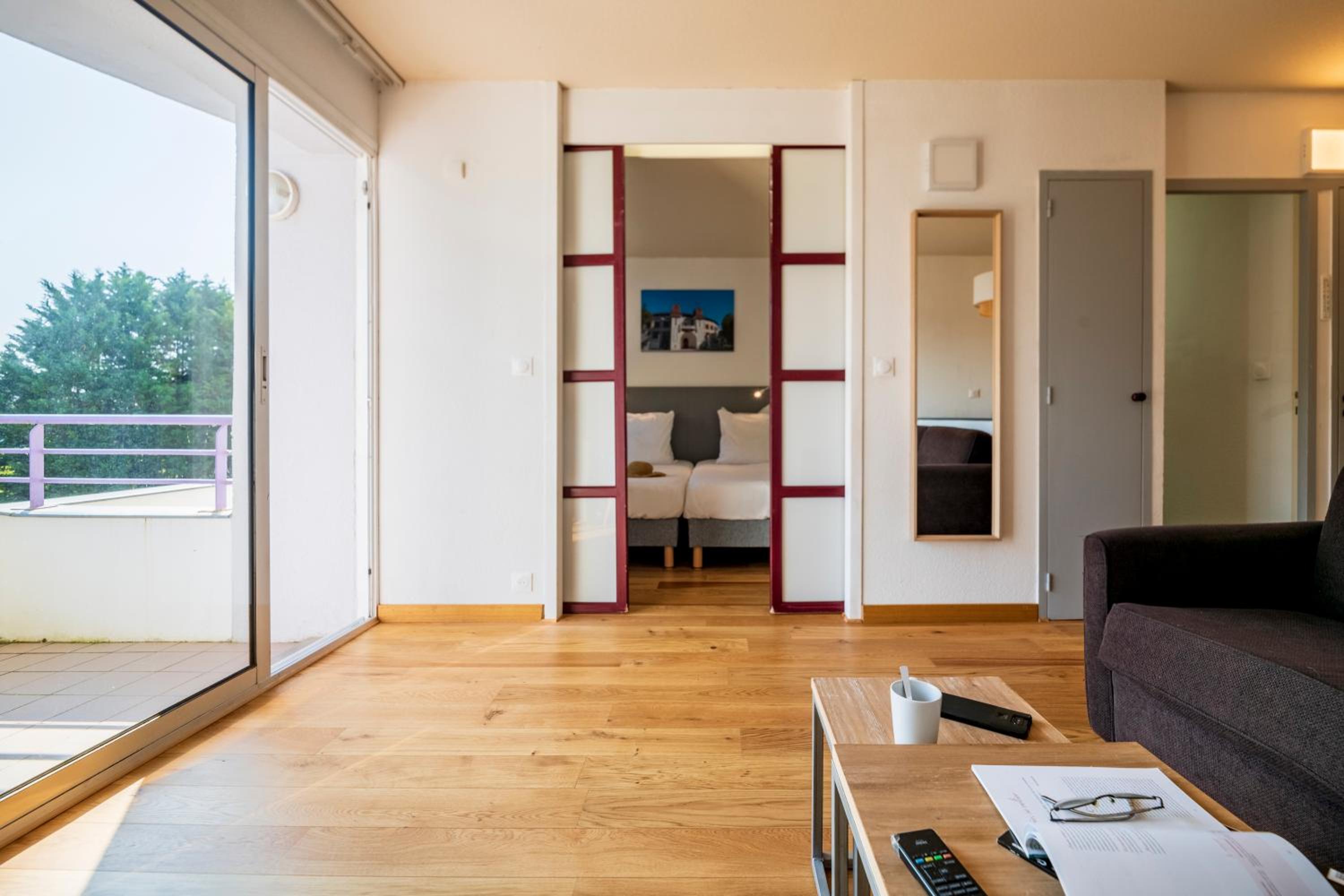 Apartment (2 Adults) with terrace - Photo 6
