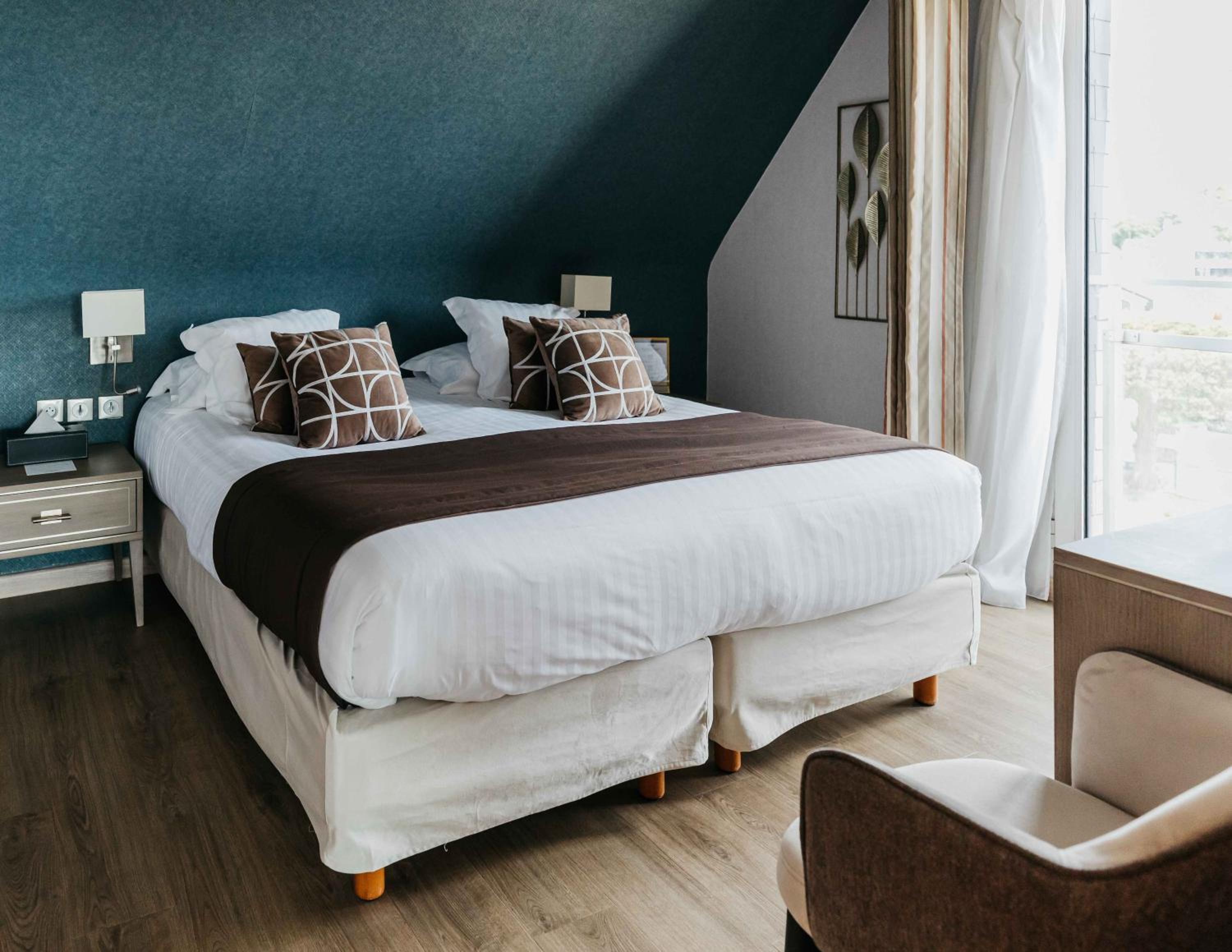 Junior Suite with Panoramic Sea View - Photo 4