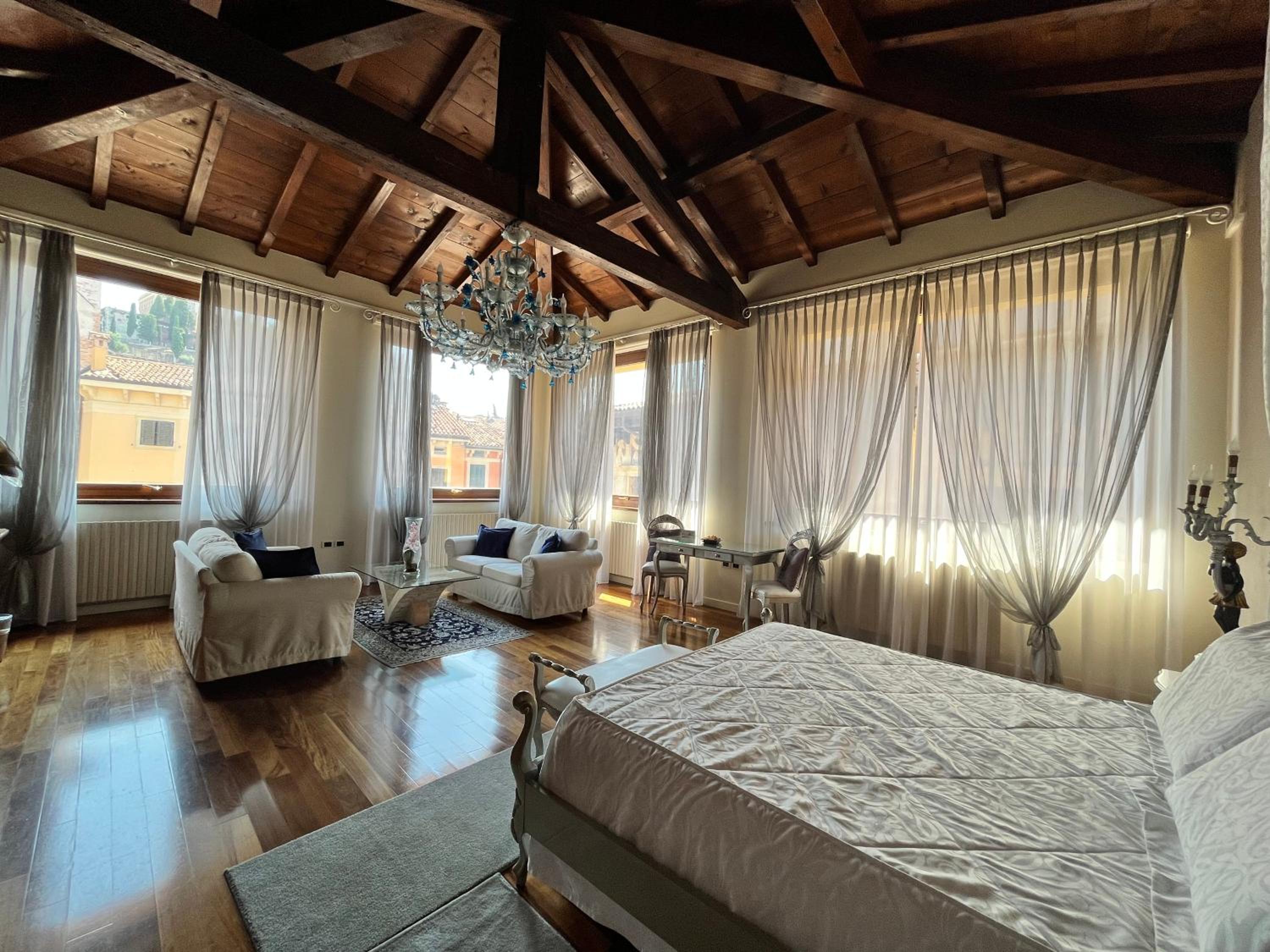 Suite photo 3