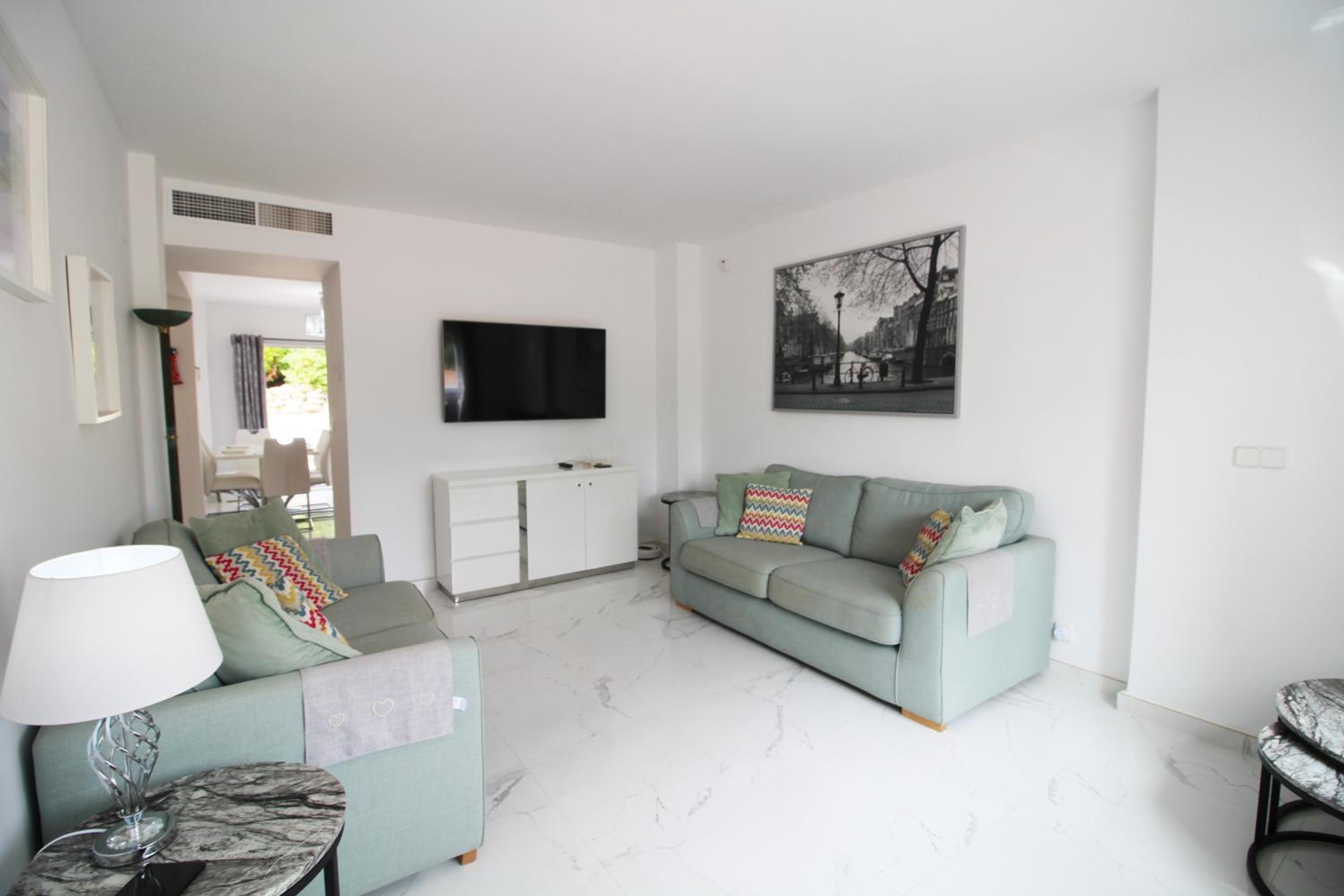 Apartment - Ground Floor photo 3