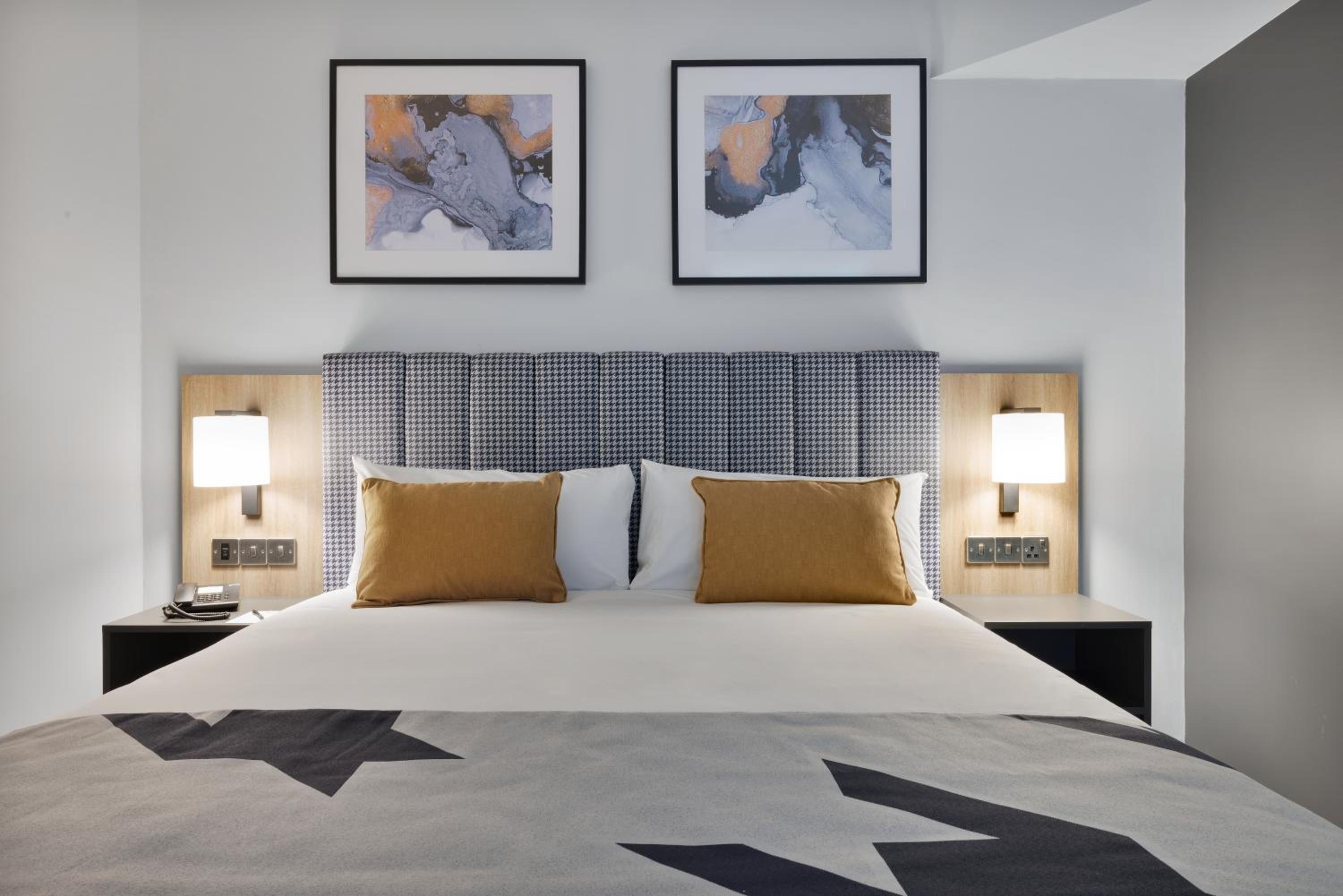 Family Junior Suite King photo 2
