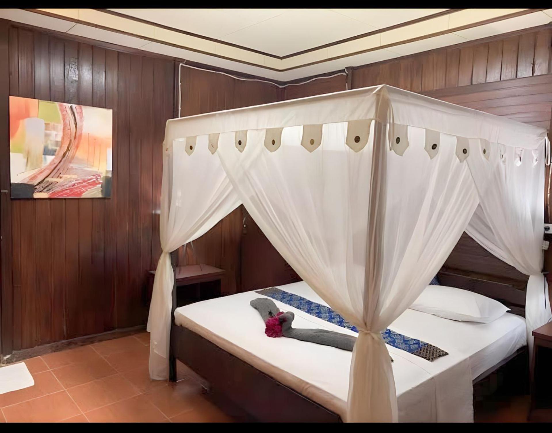 Bungalow With Sea View