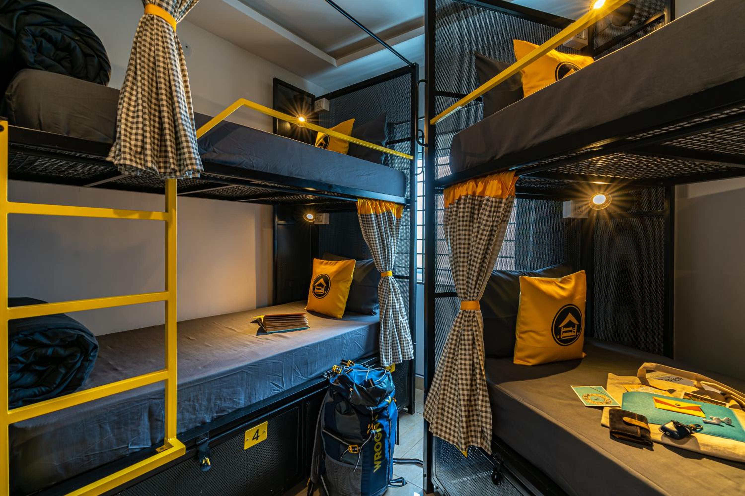 Bed in 4-Bed Mixed Dormitory Room photo 1