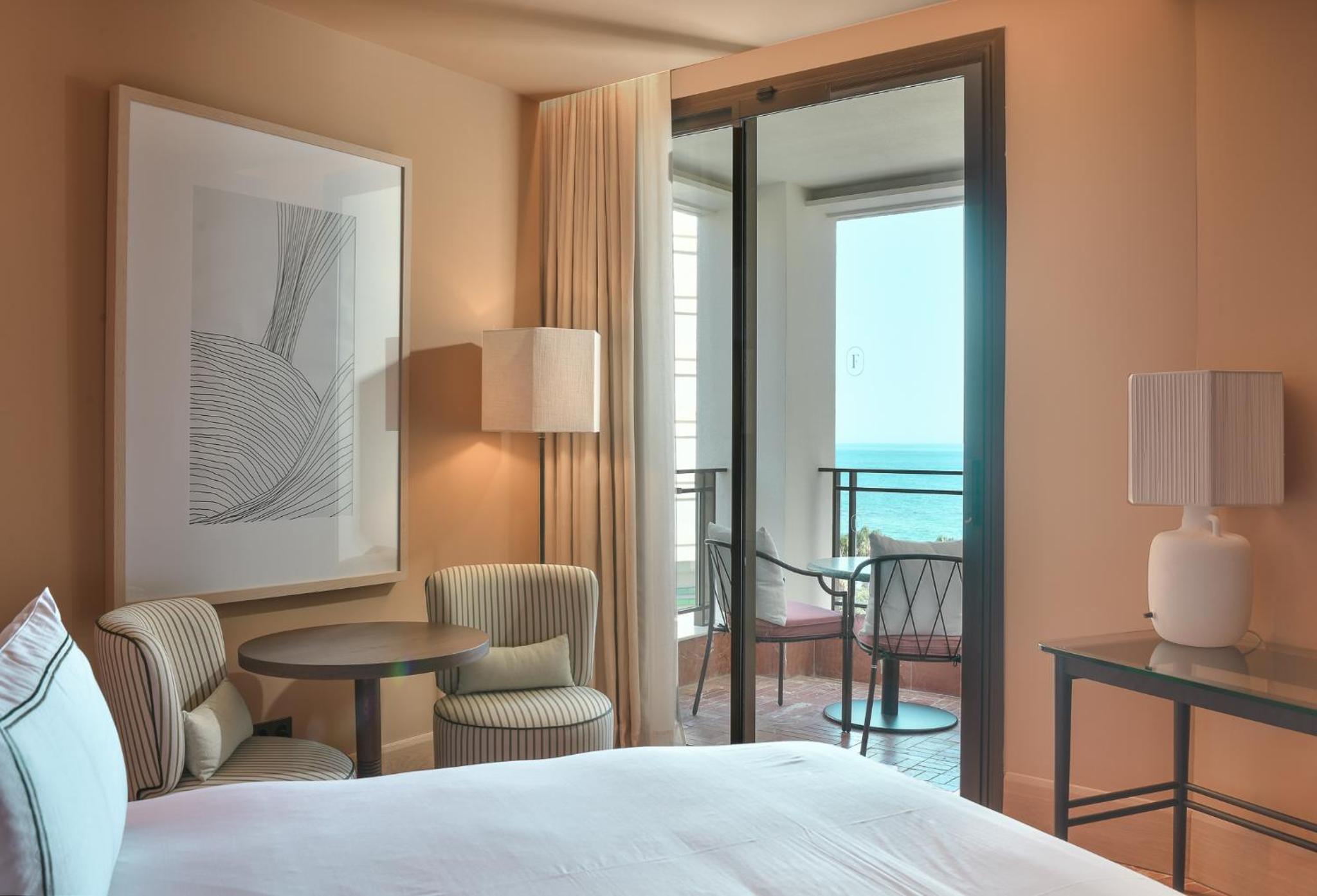 Supreme Double Room with One Double Bed and 2 Adults Occupancy (Non Smoking)