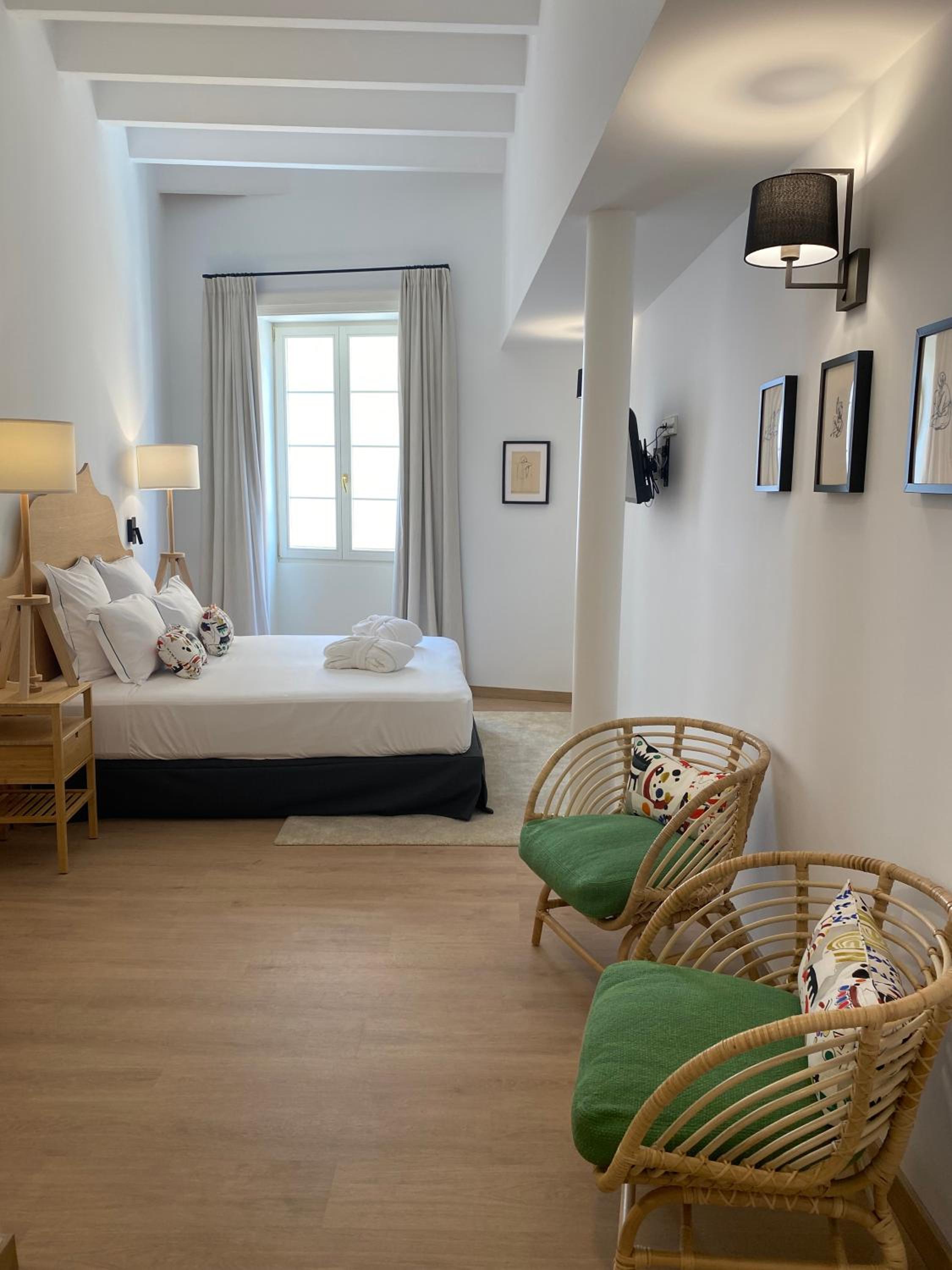 Deluxe Double Room photo 2